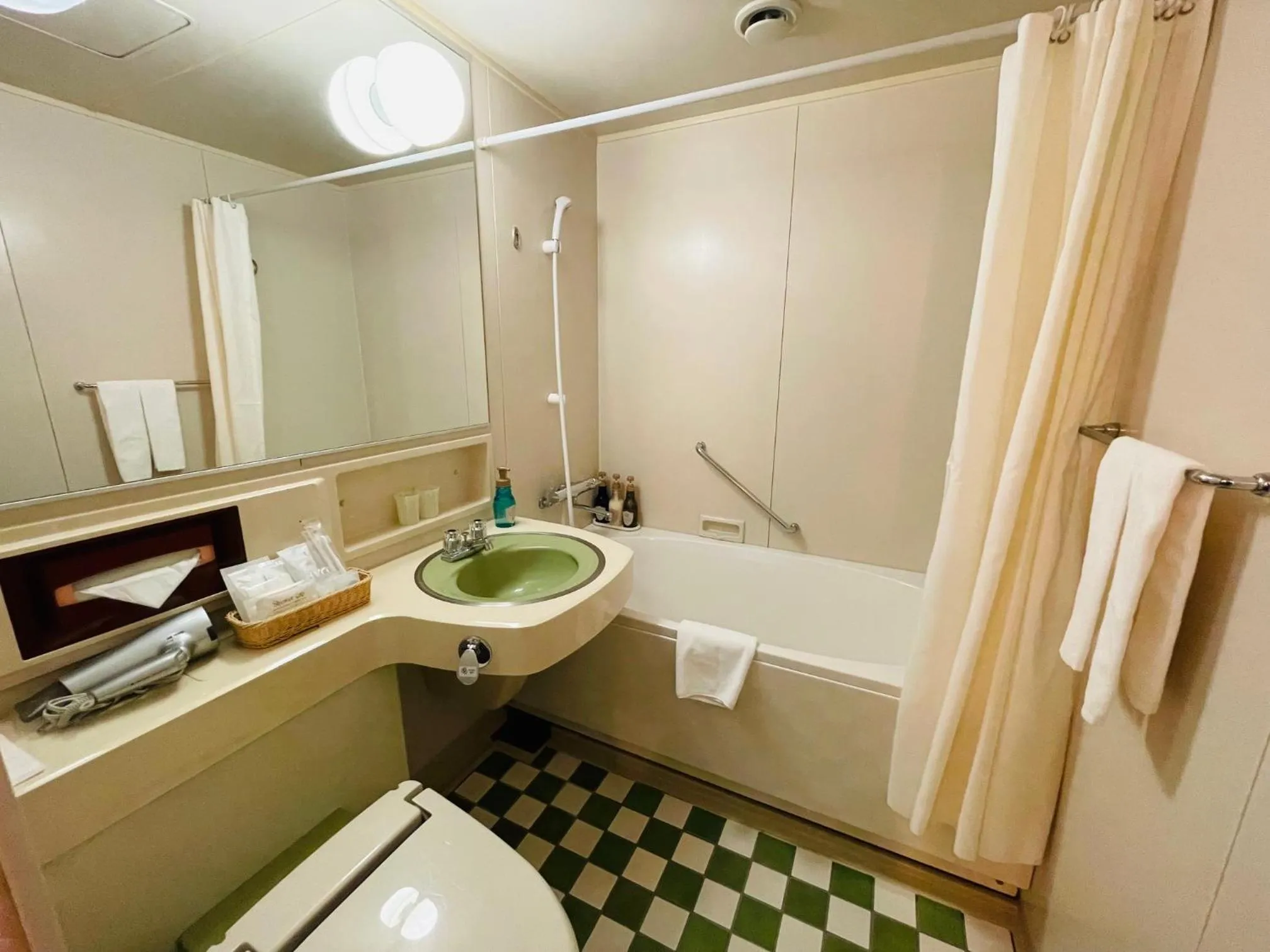 Superior Twin Room - Non-Smoking in Hotel Clio Court Hakata