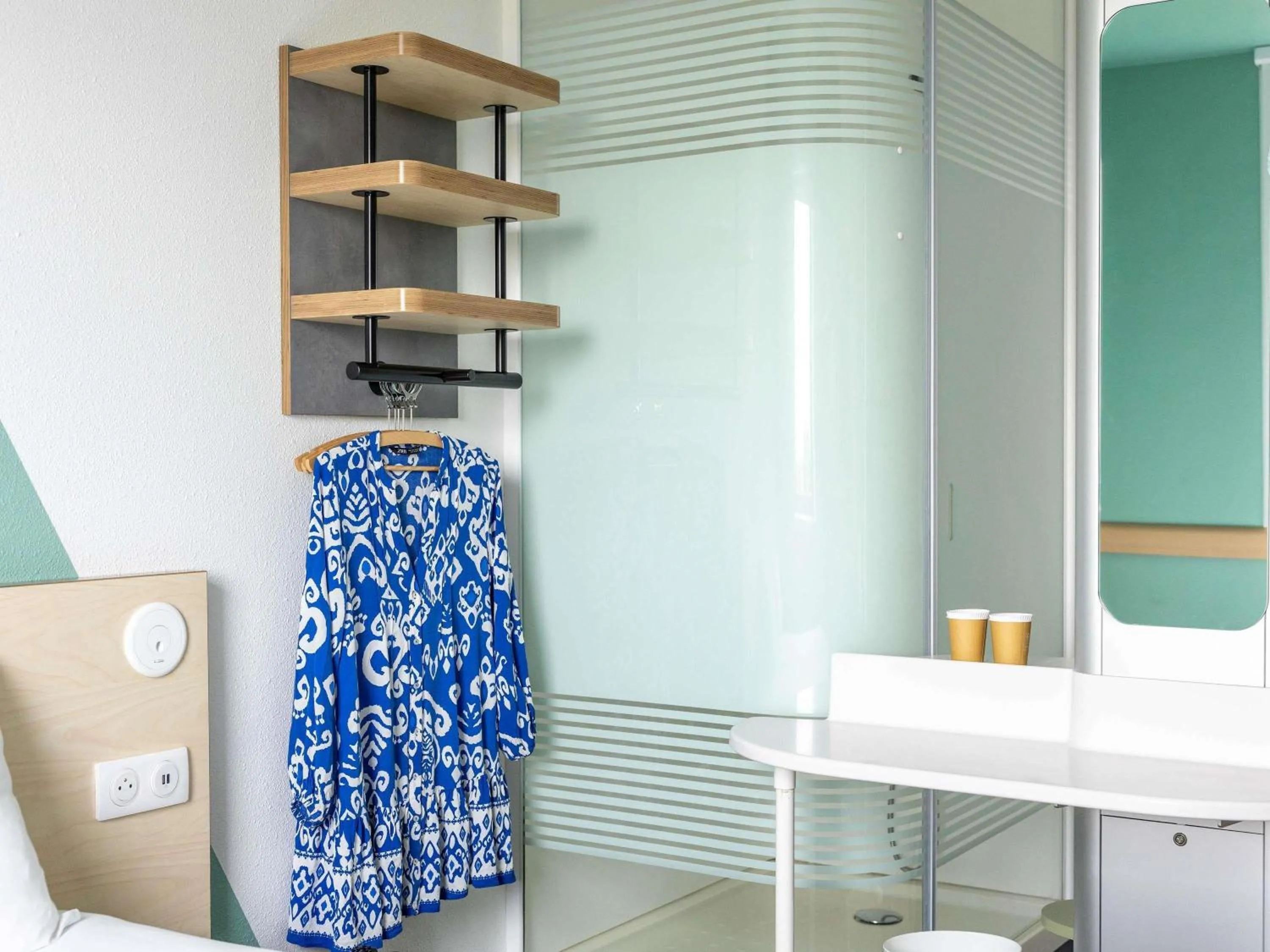 Bedroom in ibis budget Toulouse Aeroport