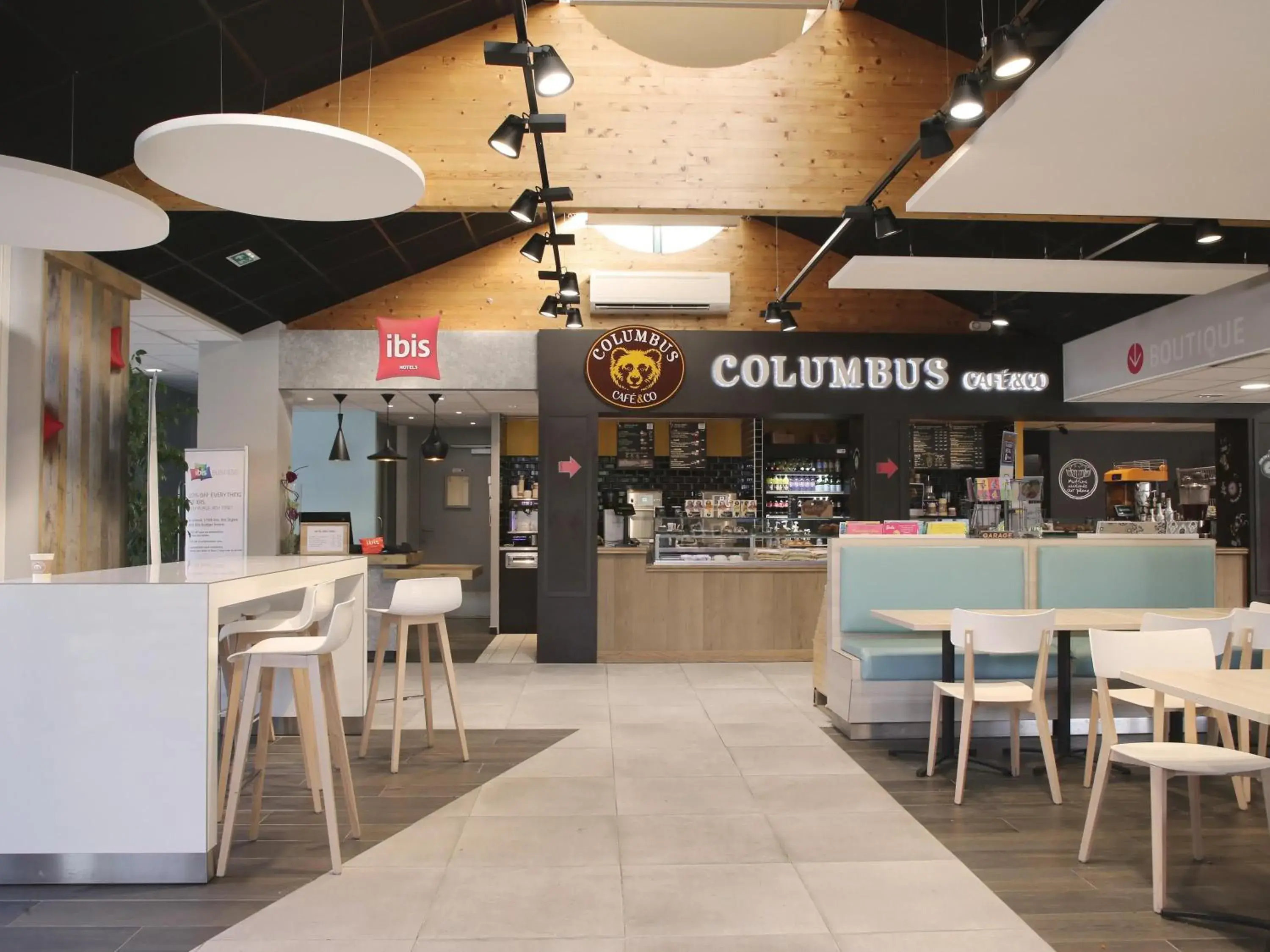 Property building in ibis Bourg Jasseron/Teyssonge Property building in ibis Bourg Jasseron/Teyssonge