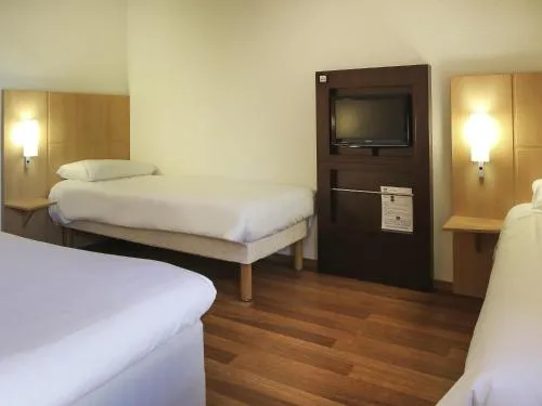 ibis Bourg Jasseron/Teyssonge