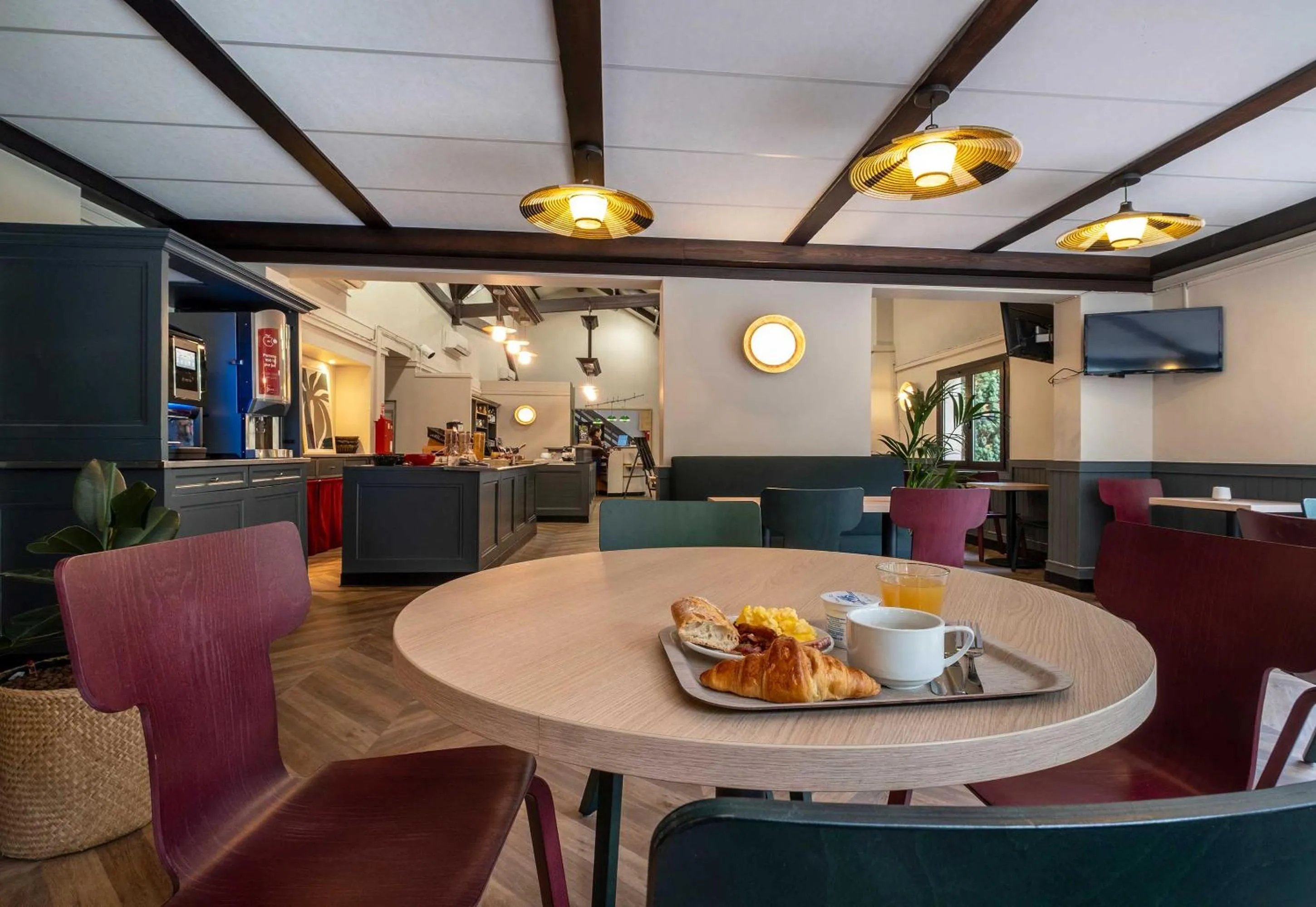 Breakfast in B&B HOTEL Niort Sud Venise Verte