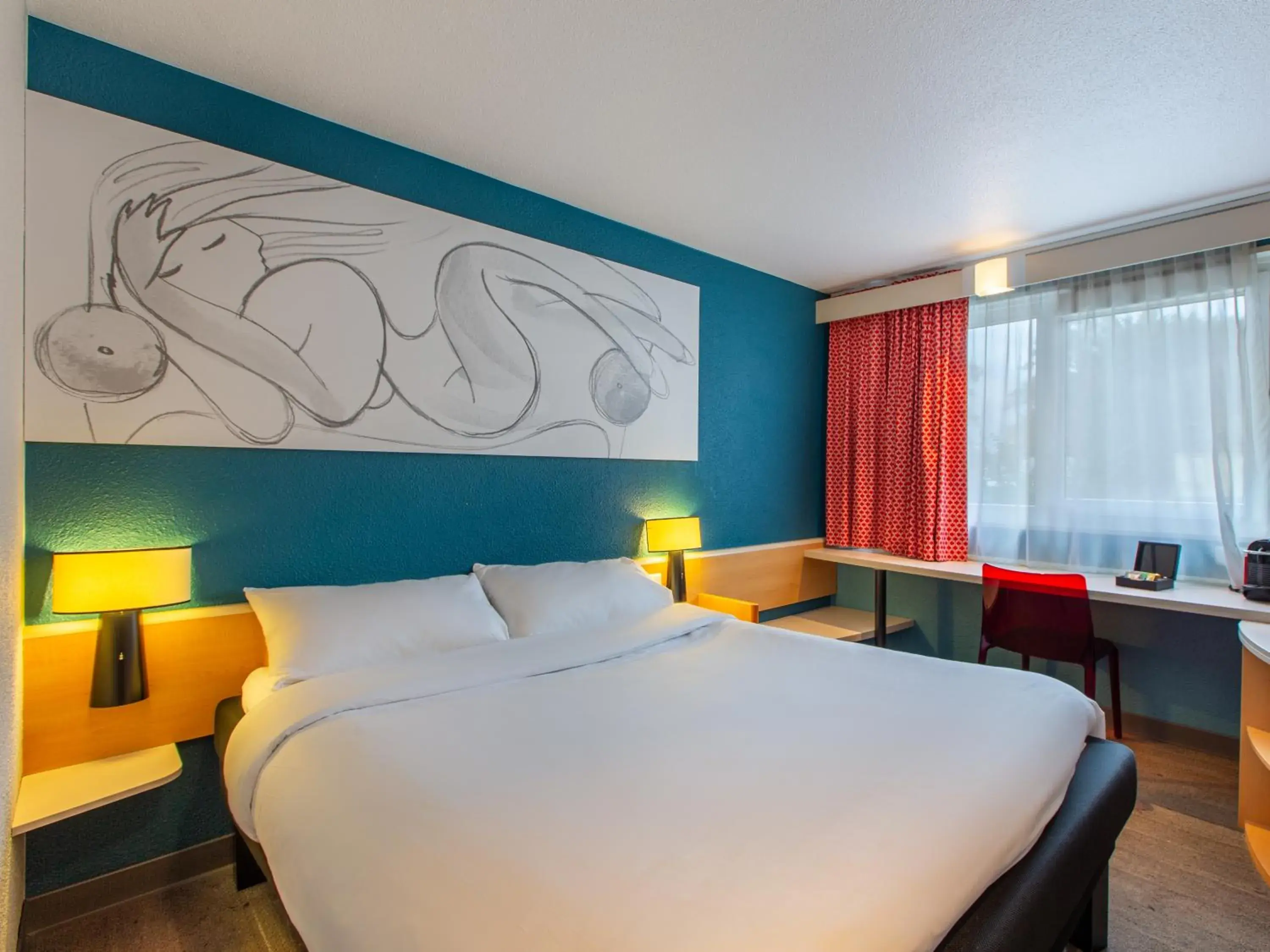 Bedroom, Bed in B&B HOTEL Orléans Nord Saran Bedroom, Bed in B&B HOTEL Orléans Nord Saran