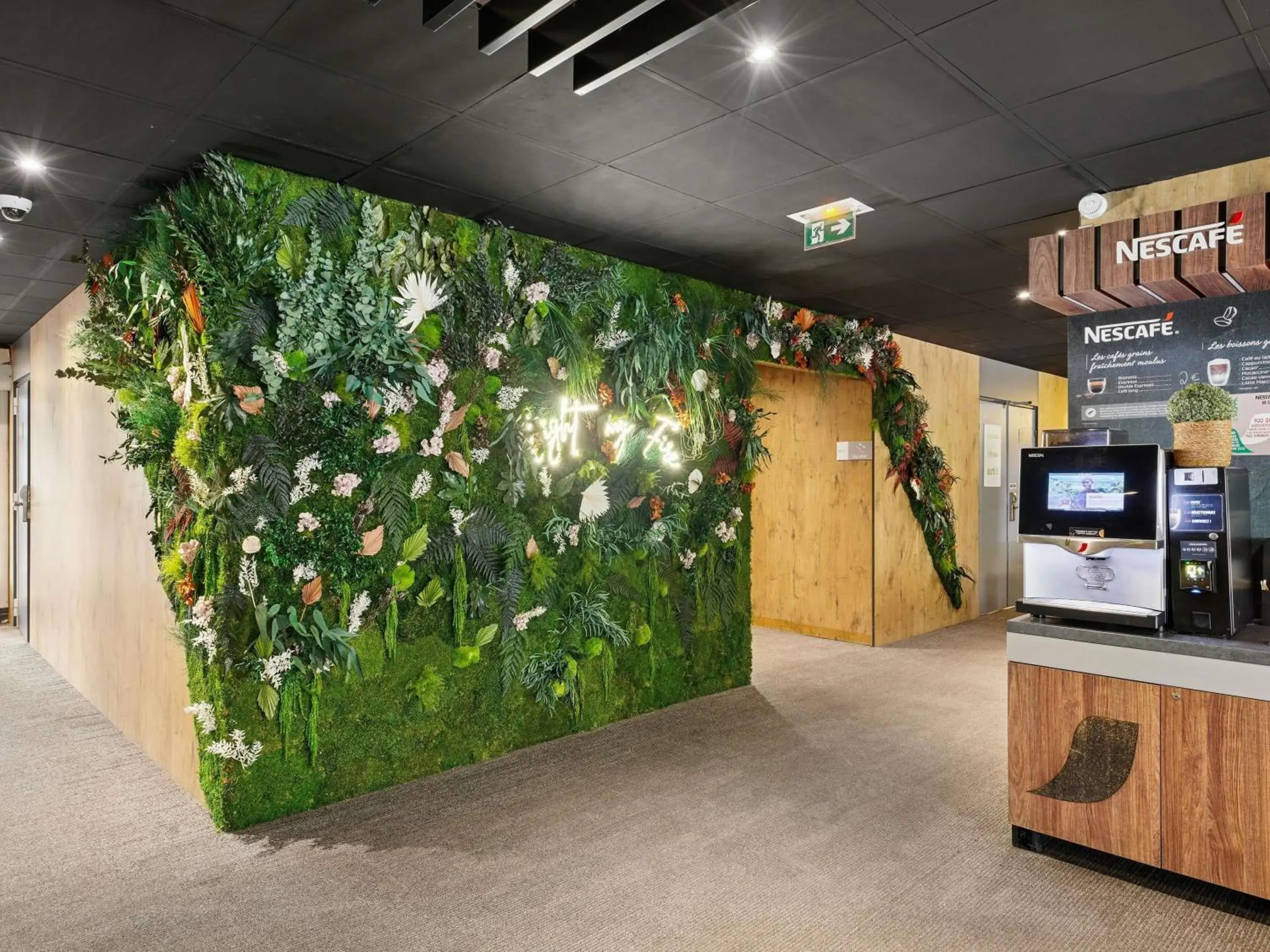 Property building in ibis Paris Porte D'Orleans Property building in ibis Paris Porte D'Orleans