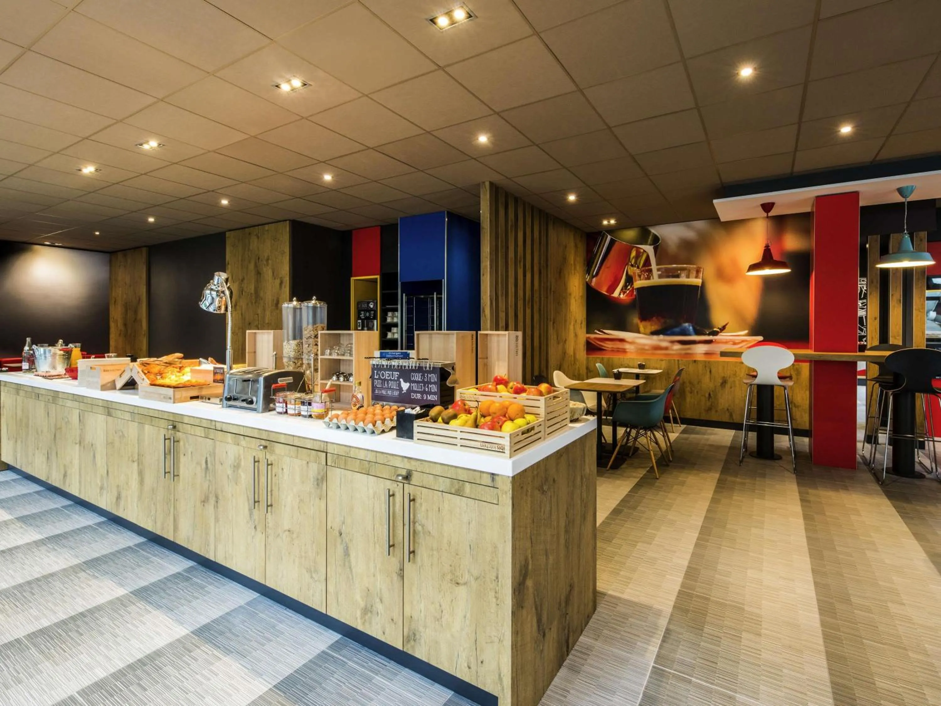 Breakfast in IBIS La Rochelle Vieux Port Centre