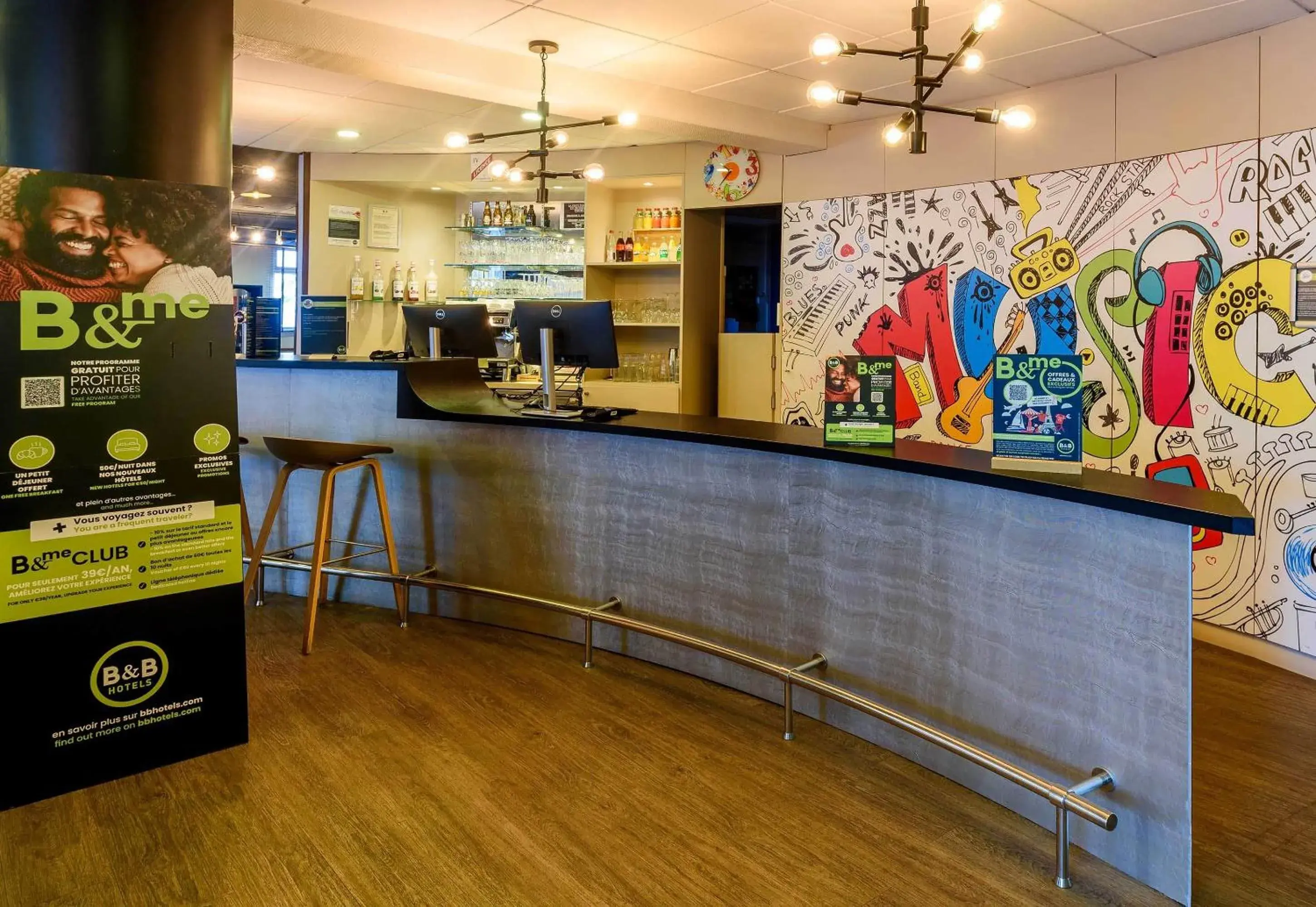 Lobby or reception in B&B HOTEL Toulouse Université 3 étoiles Lobby or reception in B&B HOTEL Toulouse Université 3 étoiles