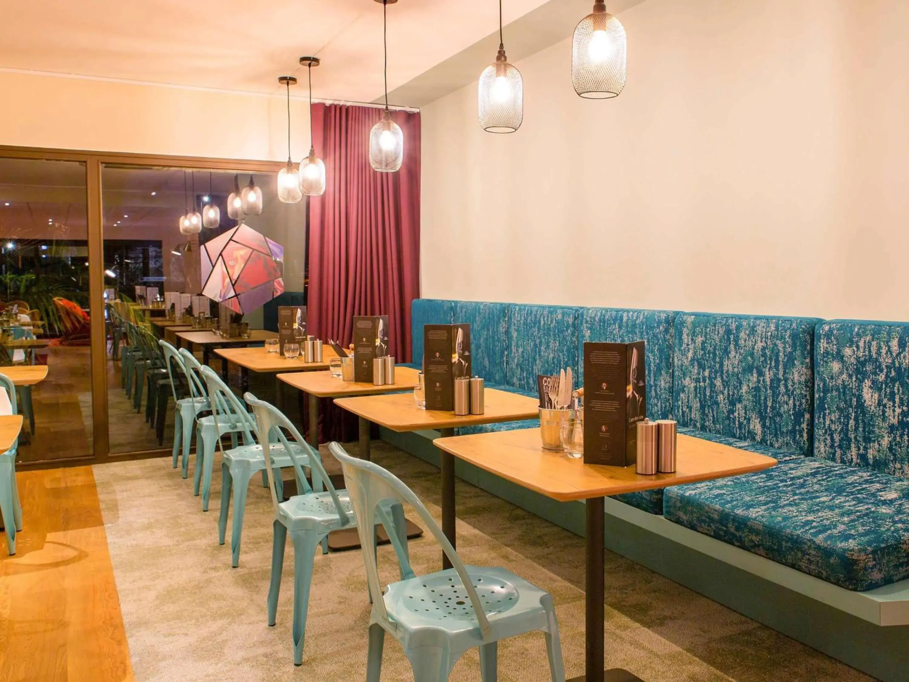 Restaurant/places to eat in ibis Tours Sud Restaurant/places to eat in ibis Tours Sud