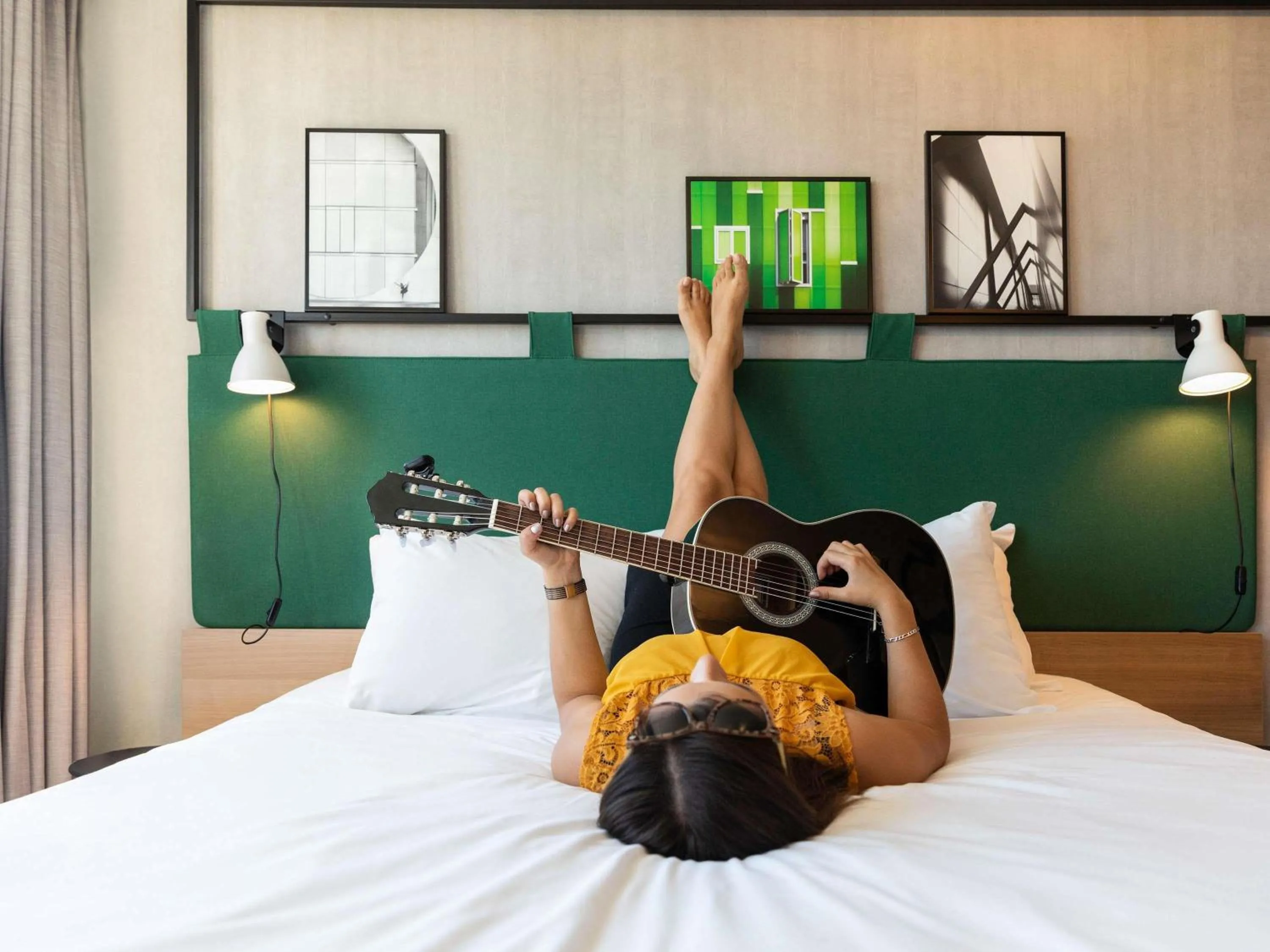 Bedroom, Bed in ibis Tours Sud