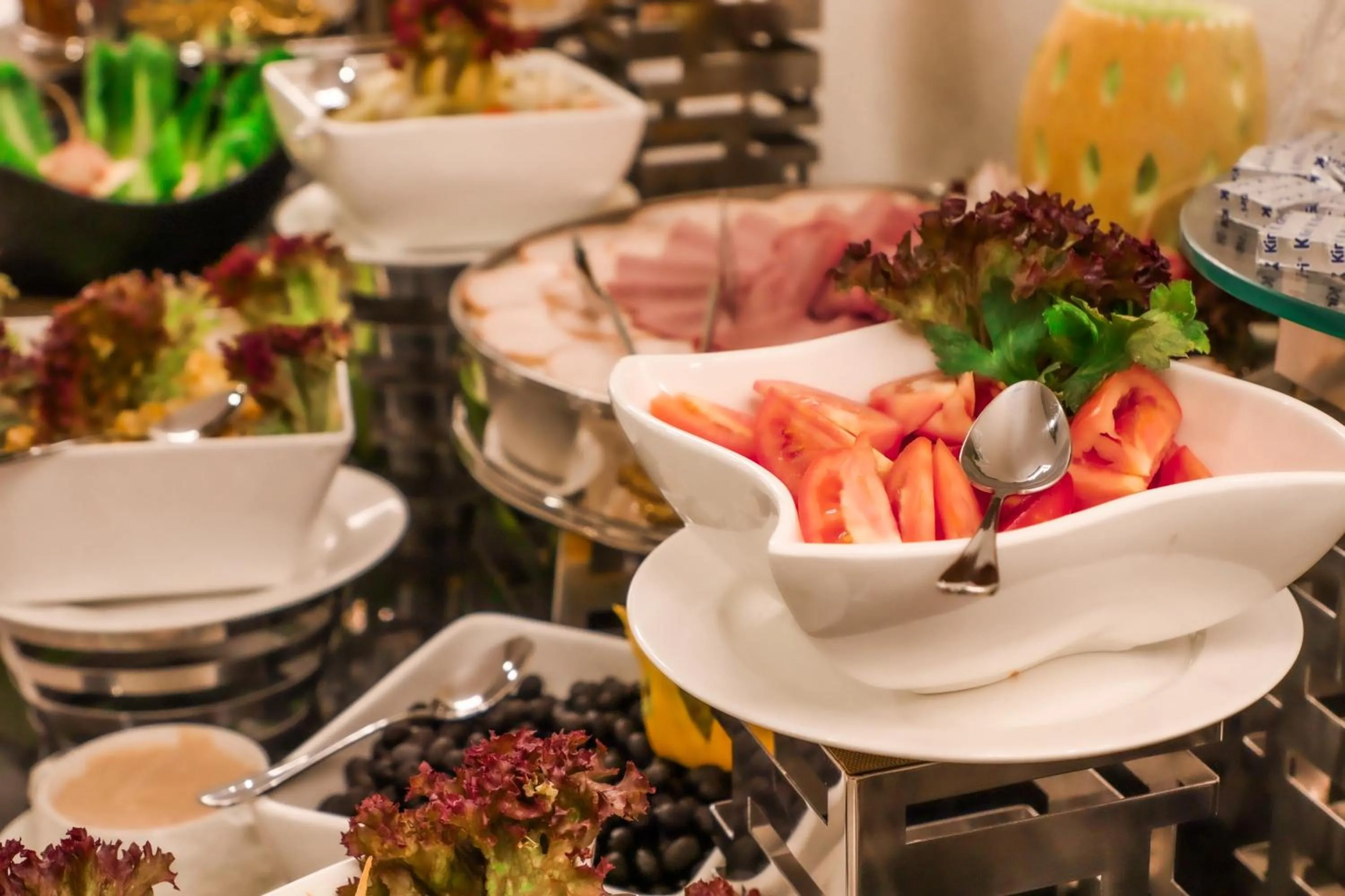 Food in Diamond Tower Hotel