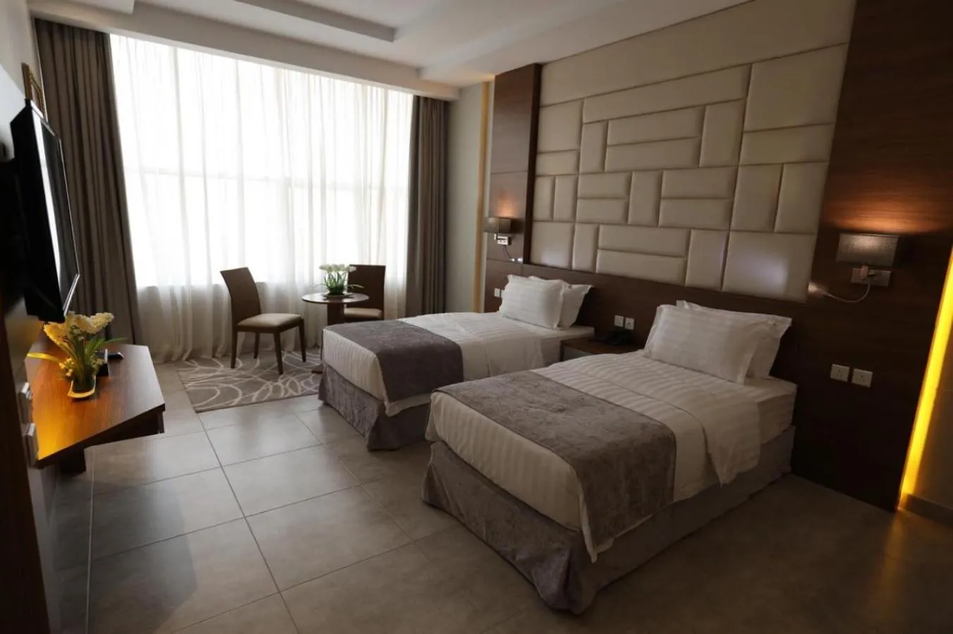 Photo of the whole room, Bed in Diamond Tower Hotel