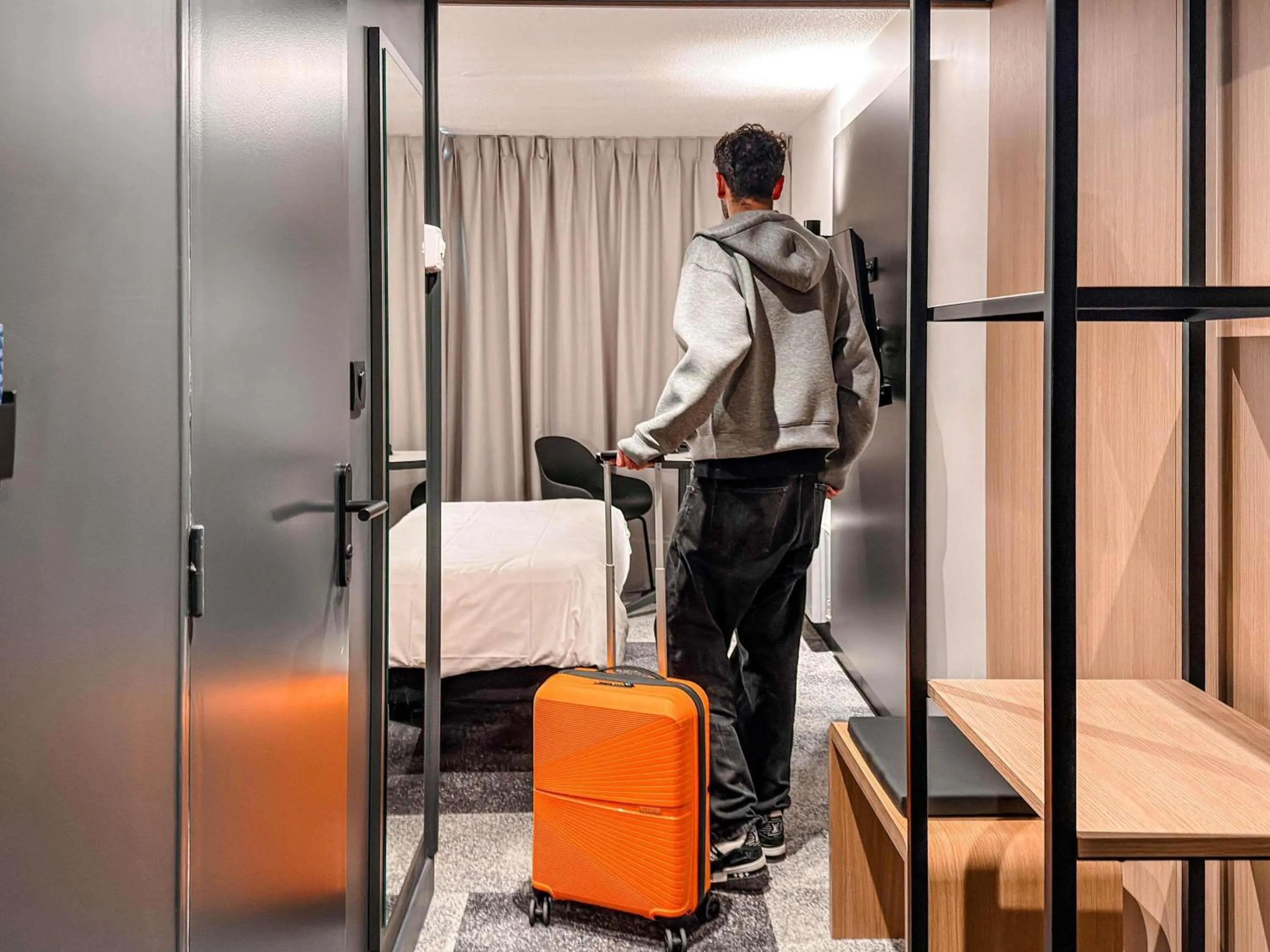 Bedroom, Bed in ibis Rennes Beaulieu