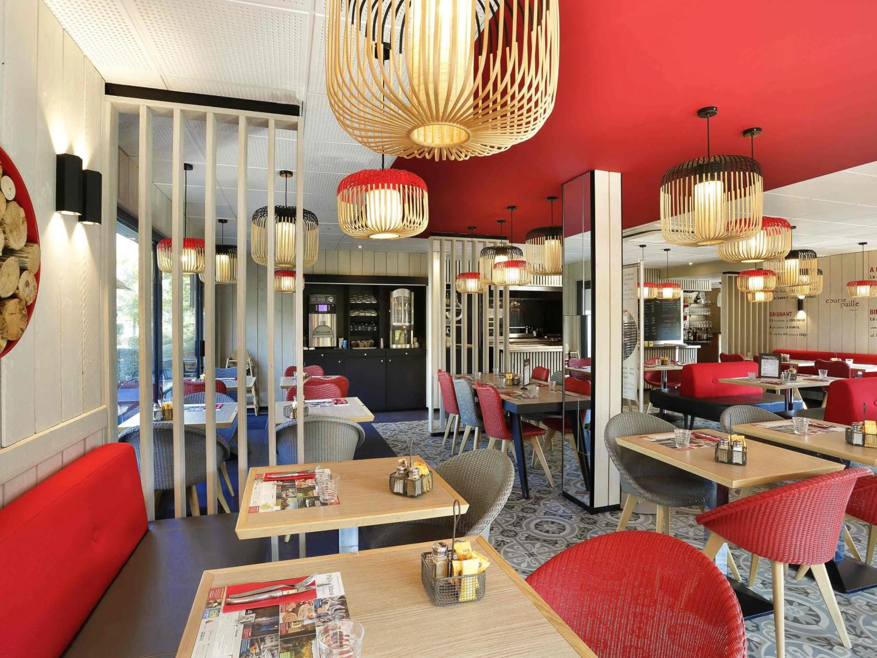 Restaurant/places to eat in ibis Le Mans Est Pontlieue