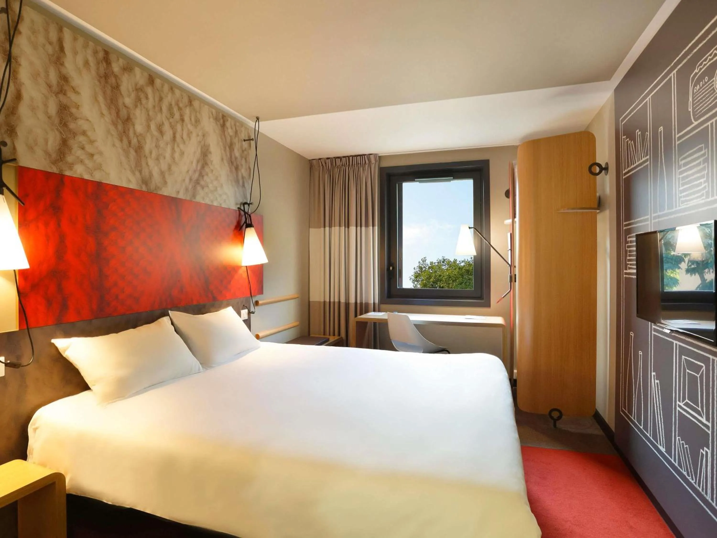 Bedroom, Bed in ibis Le Mans Est Pontlieue