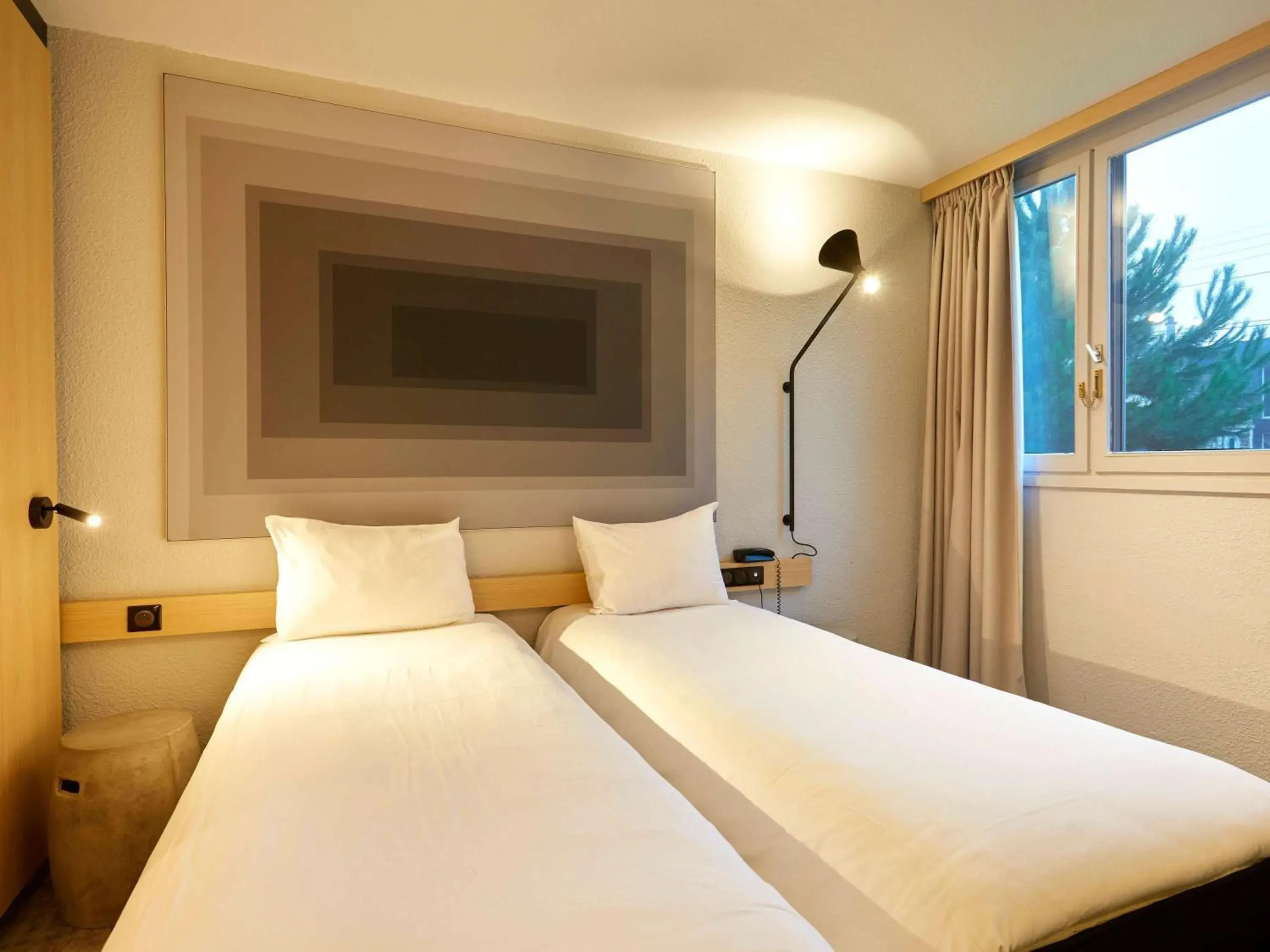 Bedroom, Bed in ibis Le Mans Est Pontlieue Bedroom, Bed in ibis Le Mans Est Pontlieue