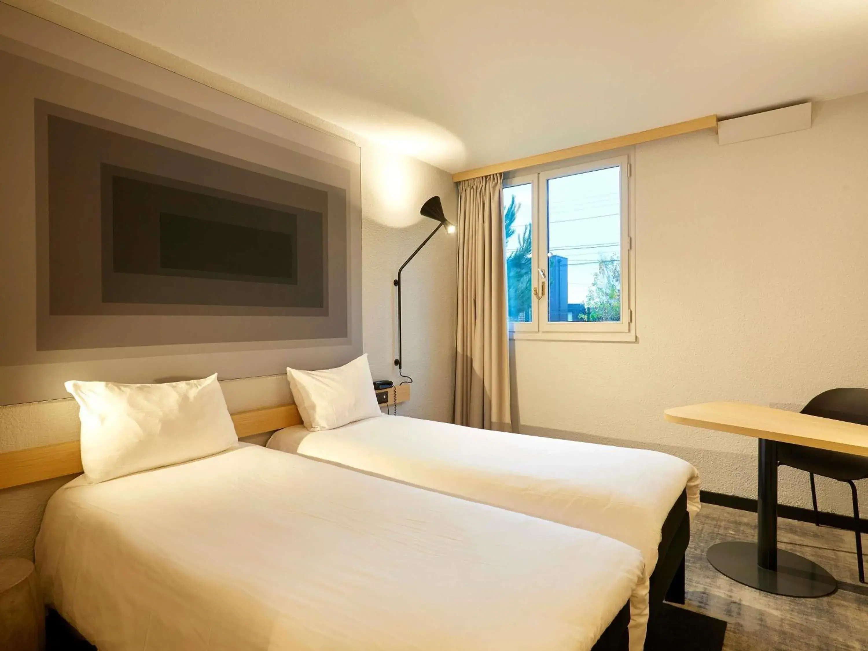 Bedroom, Bed in ibis Le Mans Est Pontlieue Bedroom, Bed in ibis Le Mans Est Pontlieue