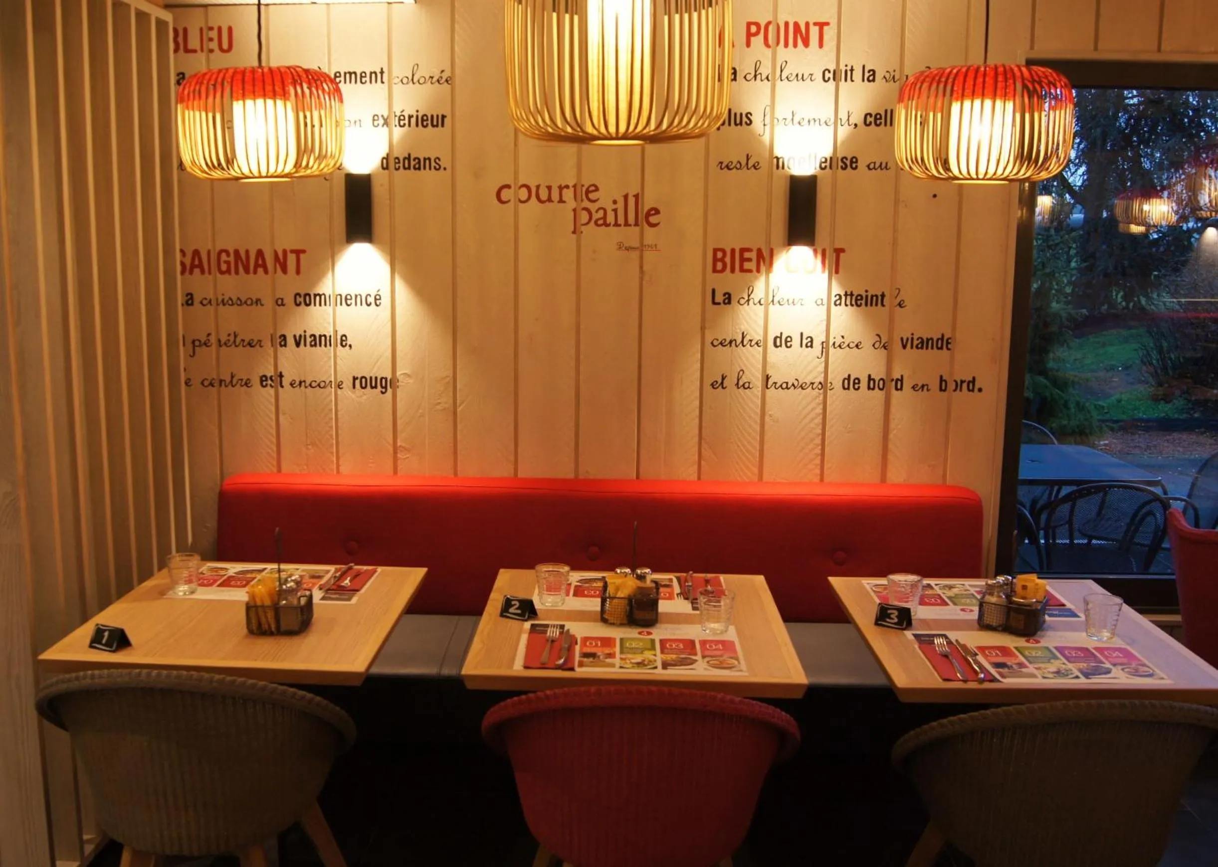 Restaurant/places to eat in ibis Le Mans Est Pontlieue