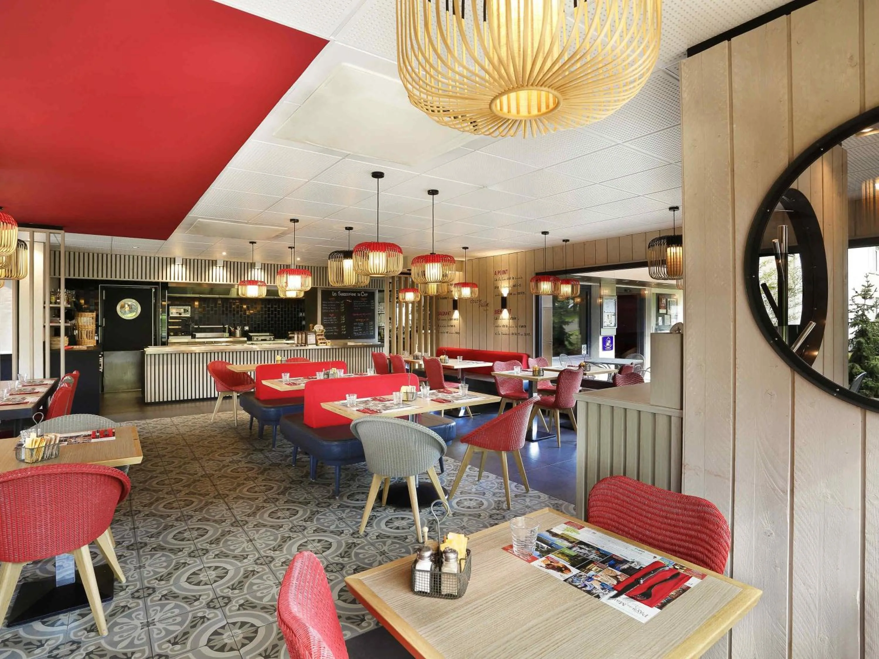 Restaurant/places to eat in ibis Le Mans Est Pontlieue