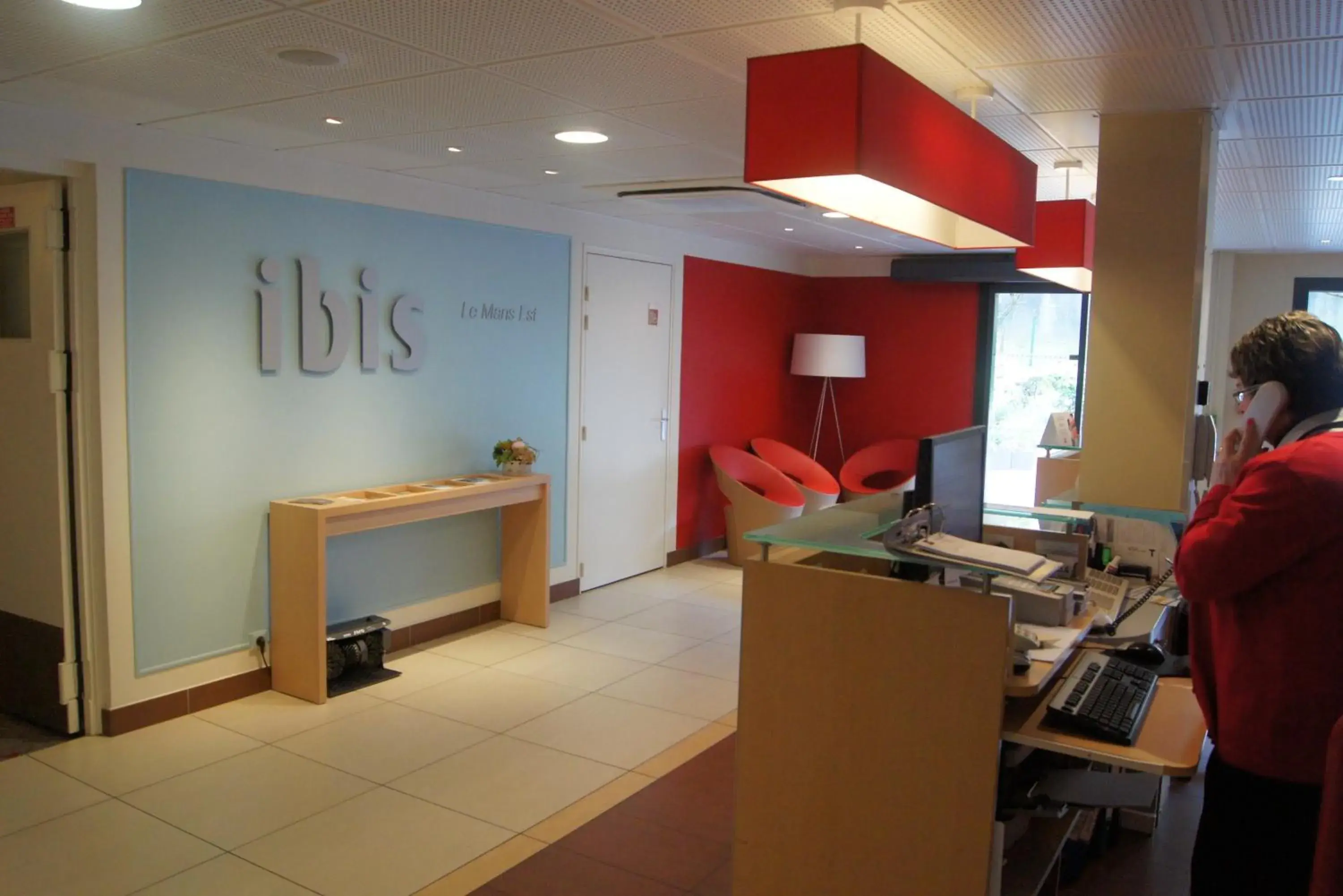 Lobby or reception in ibis Le Mans Est Pontlieue Lobby or reception in ibis Le Mans Est Pontlieue