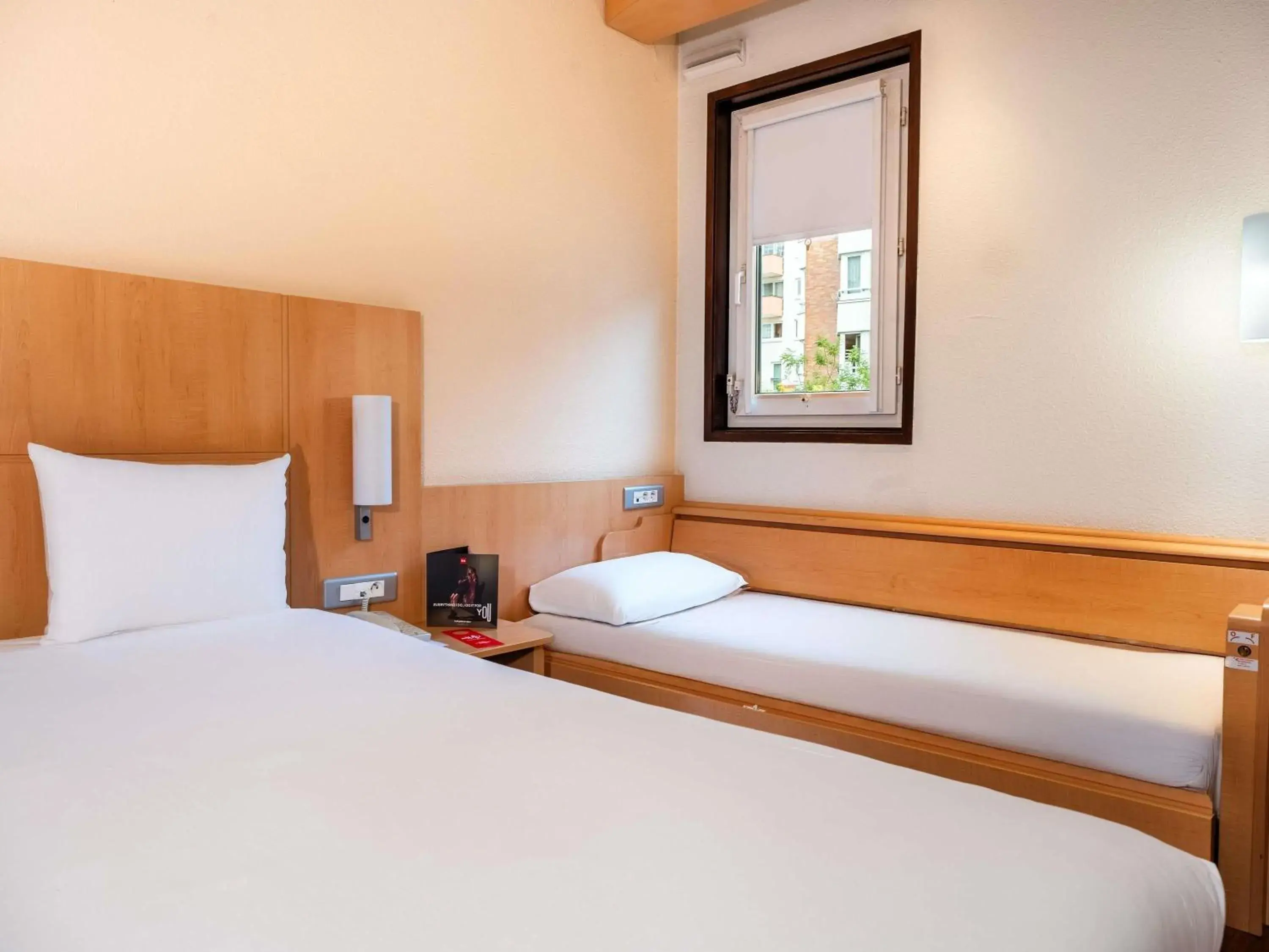 Bedroom, Bed in ibis Paris Pont de Suresnes Longchamp Bedroom, Bed in ibis Paris Pont de Suresnes Longchamp