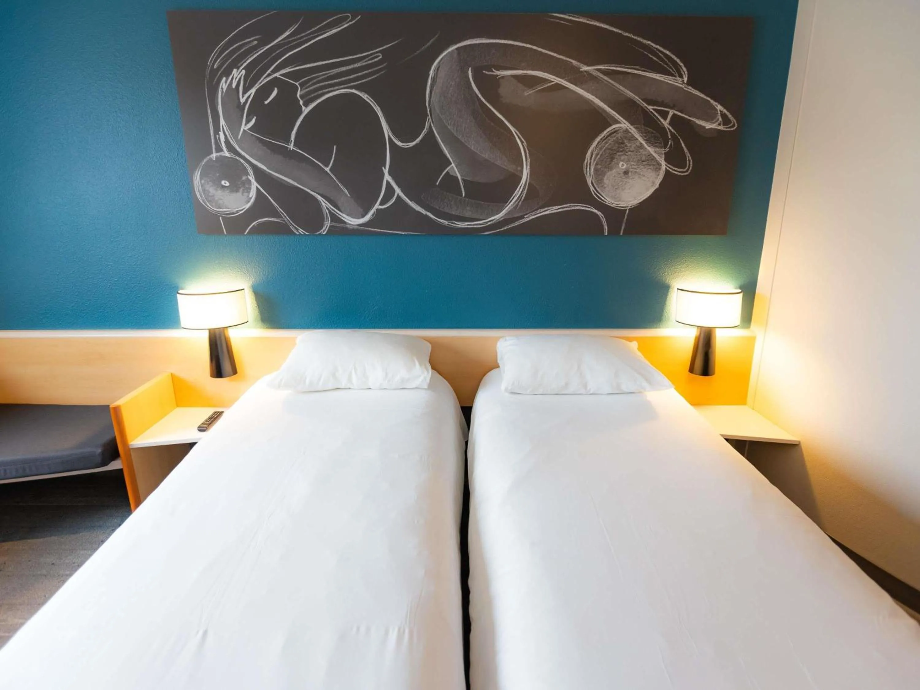 Bedroom, Bed in ibis Besançon Centre la City