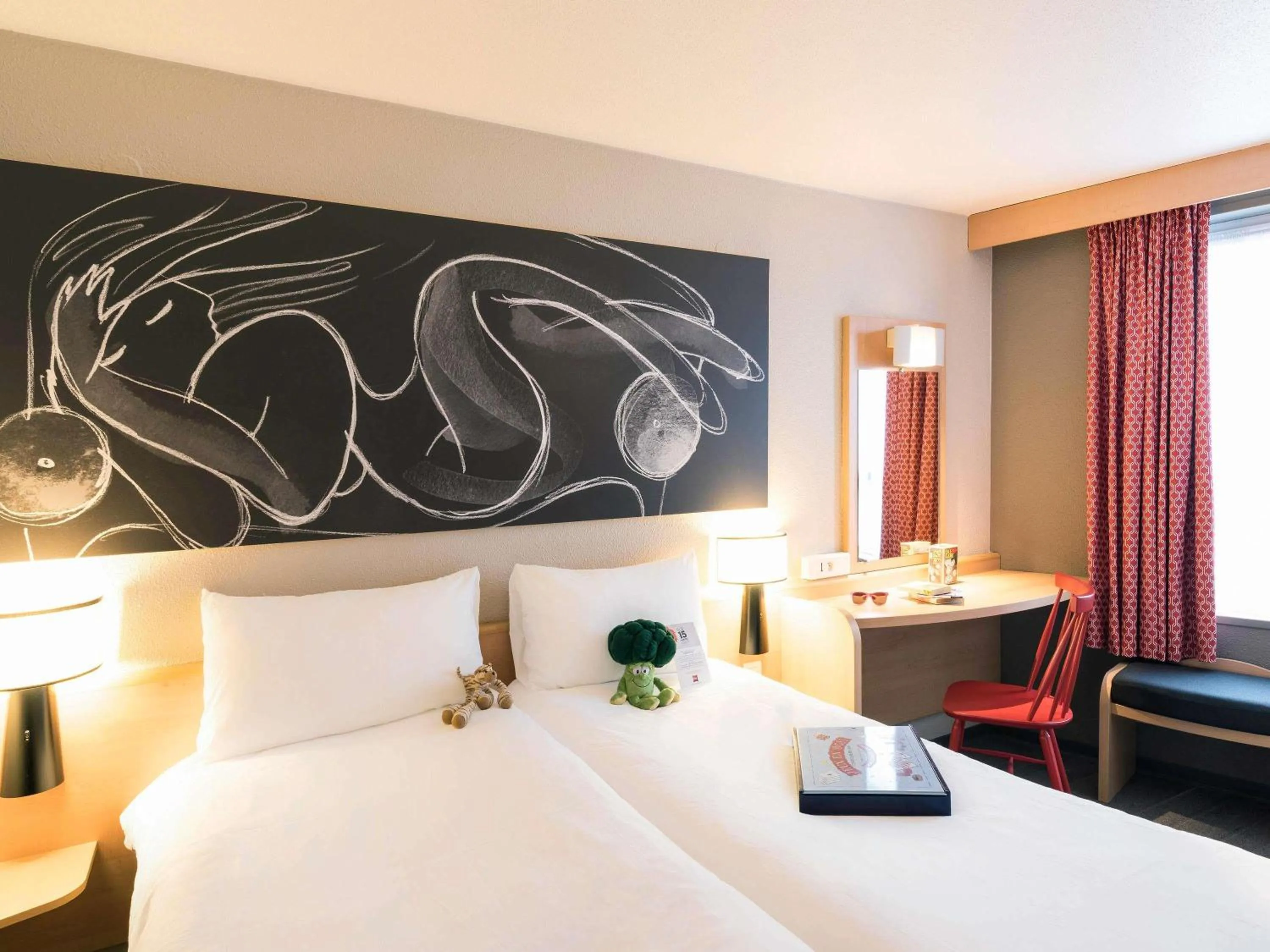 Bedroom, Bed in ibis Besançon Centre la City