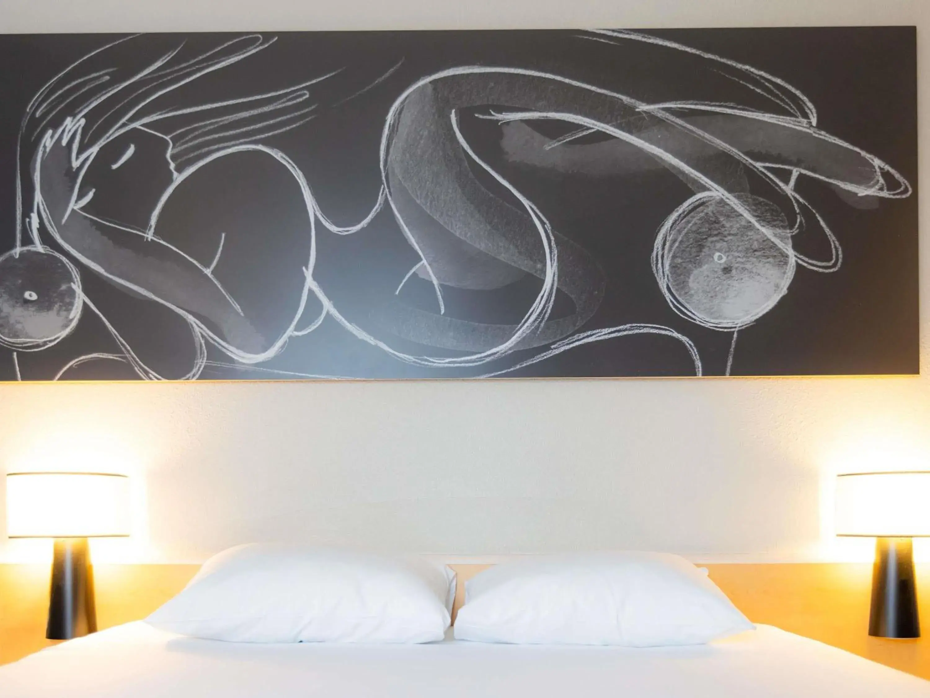 Bedroom, Bed in ibis Besançon Centre la City Bedroom, Bed in ibis Besançon Centre la City