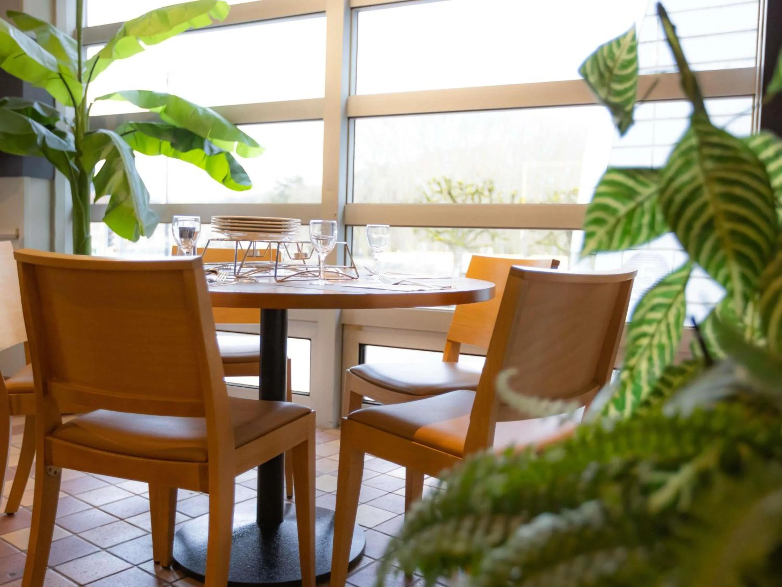 Restaurant/places to eat in ibis Besançon Centre la City