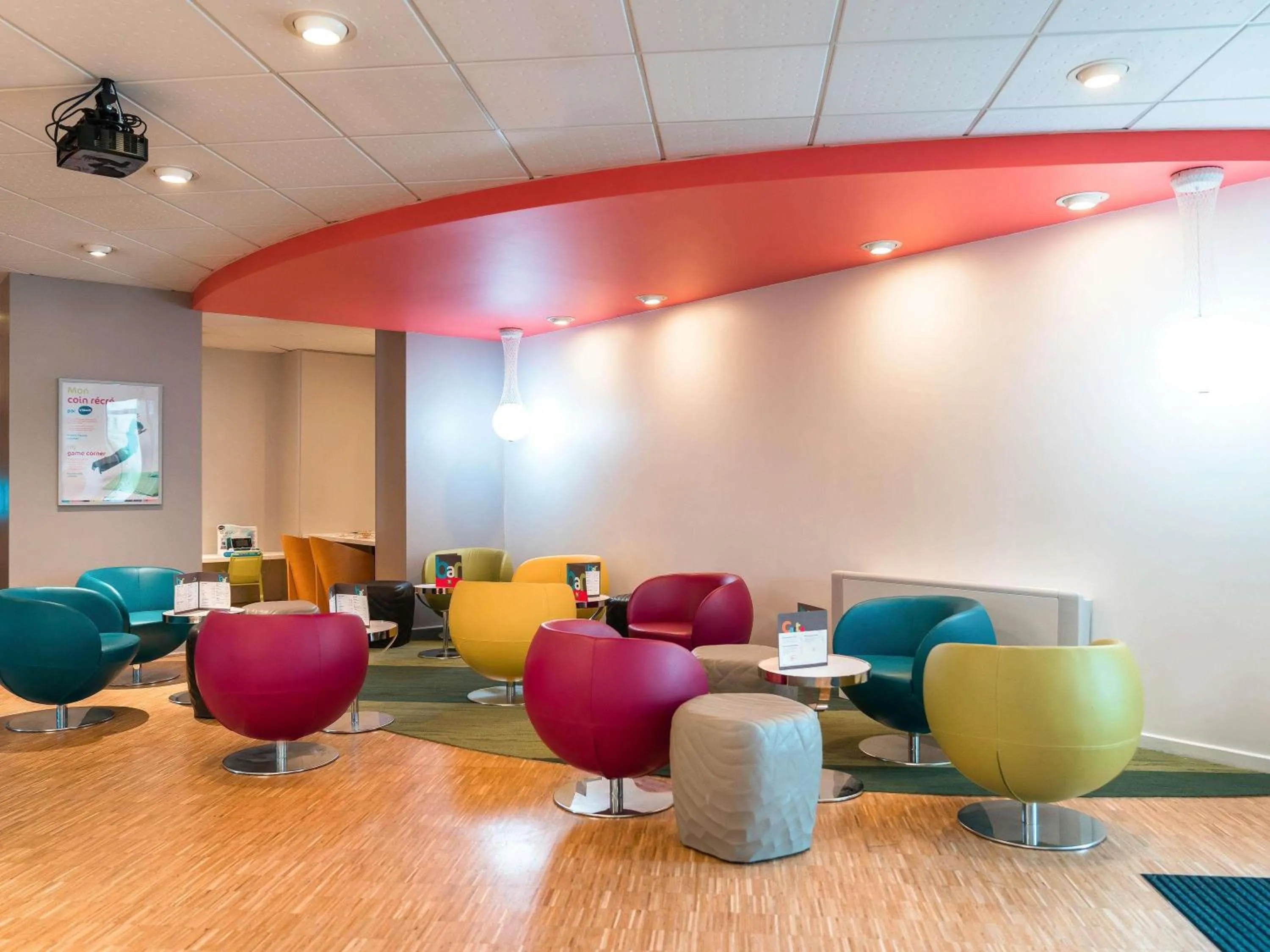 Lounge or bar in ibis Styles Strasbourg Stade de la Meinau