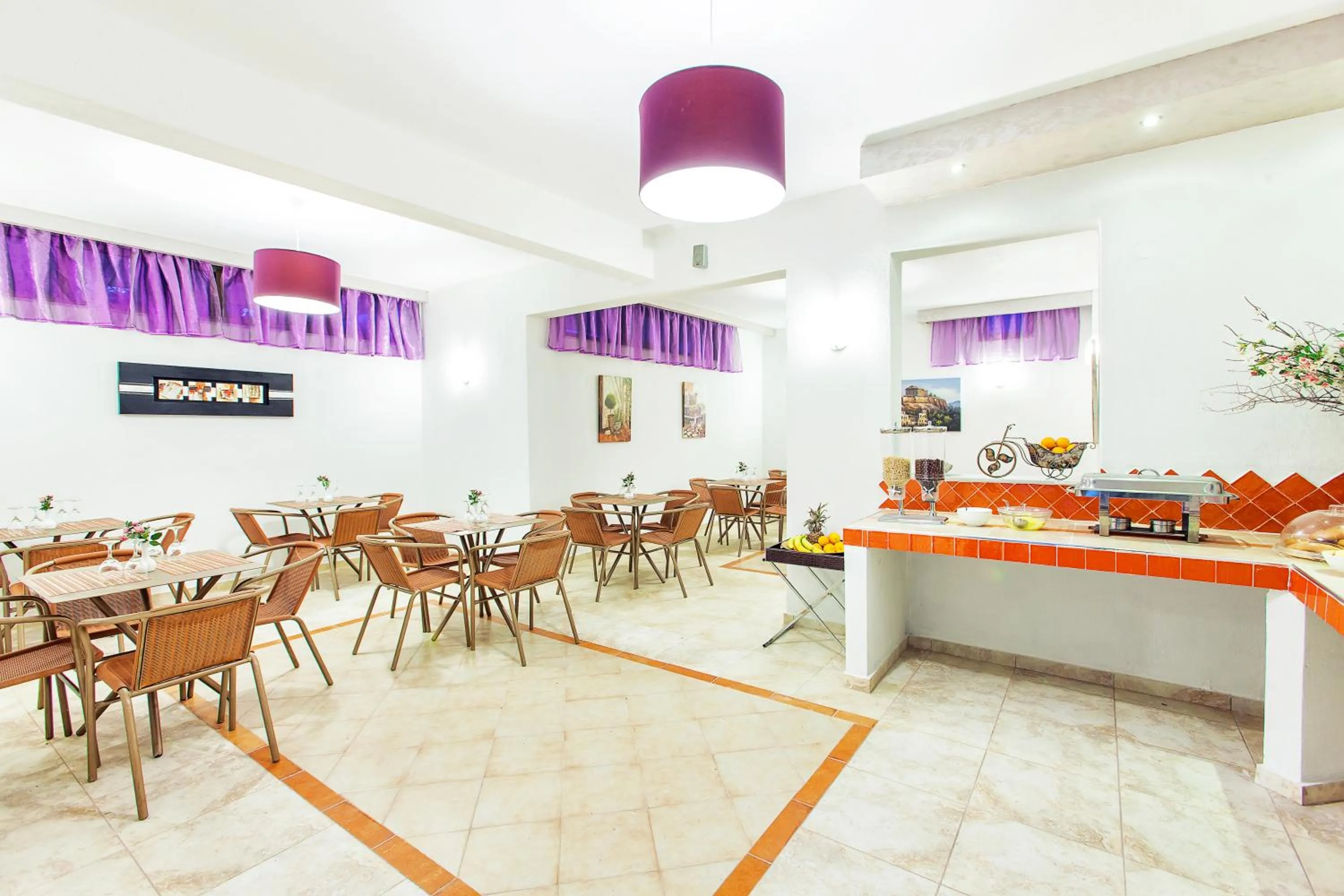 Restaurant/places to eat in Lemon Garden