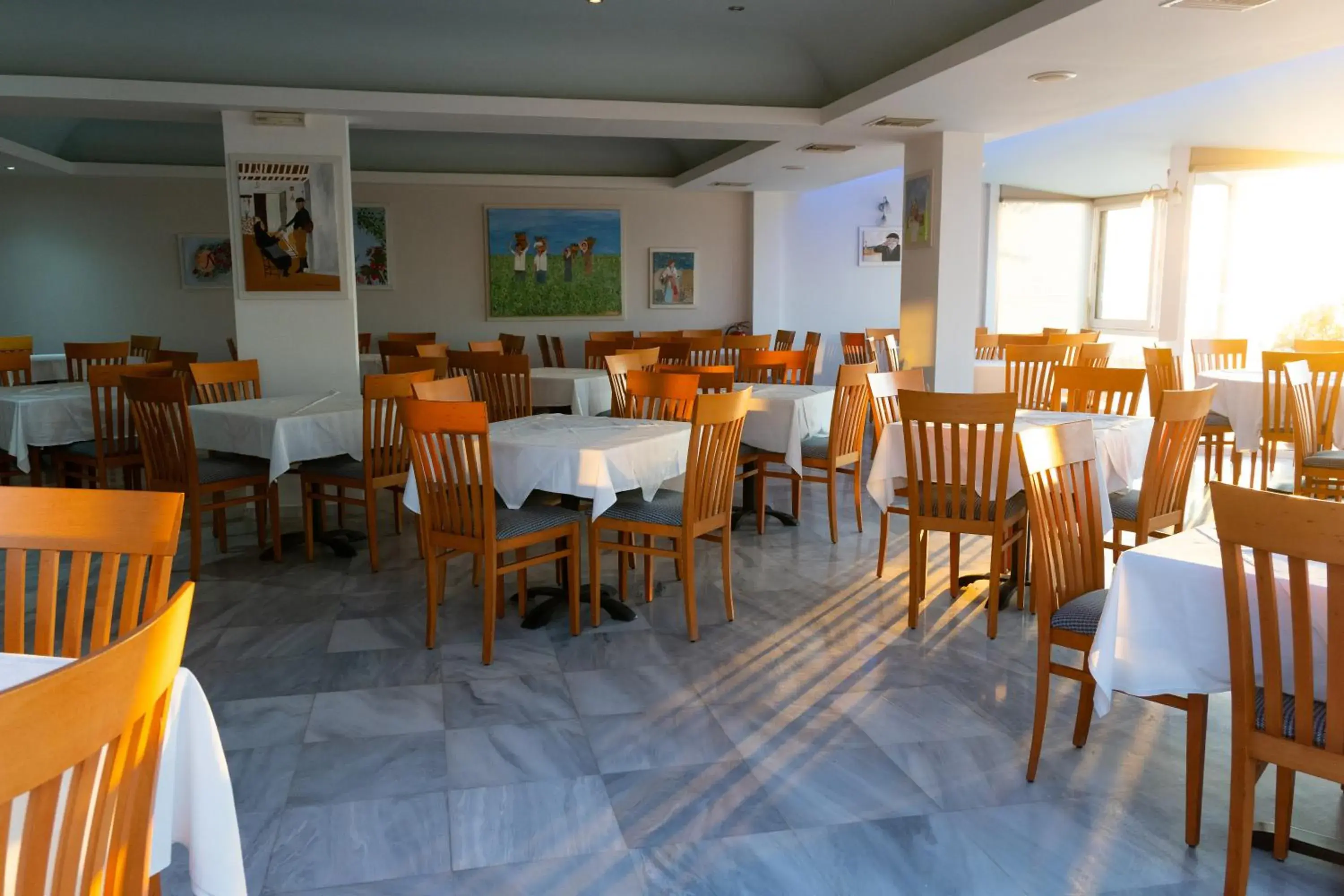 Restaurant/places to eat in Rethymno Mare Royal & Water Park Restaurant/places to eat in Rethymno Mare Royal & Water Park