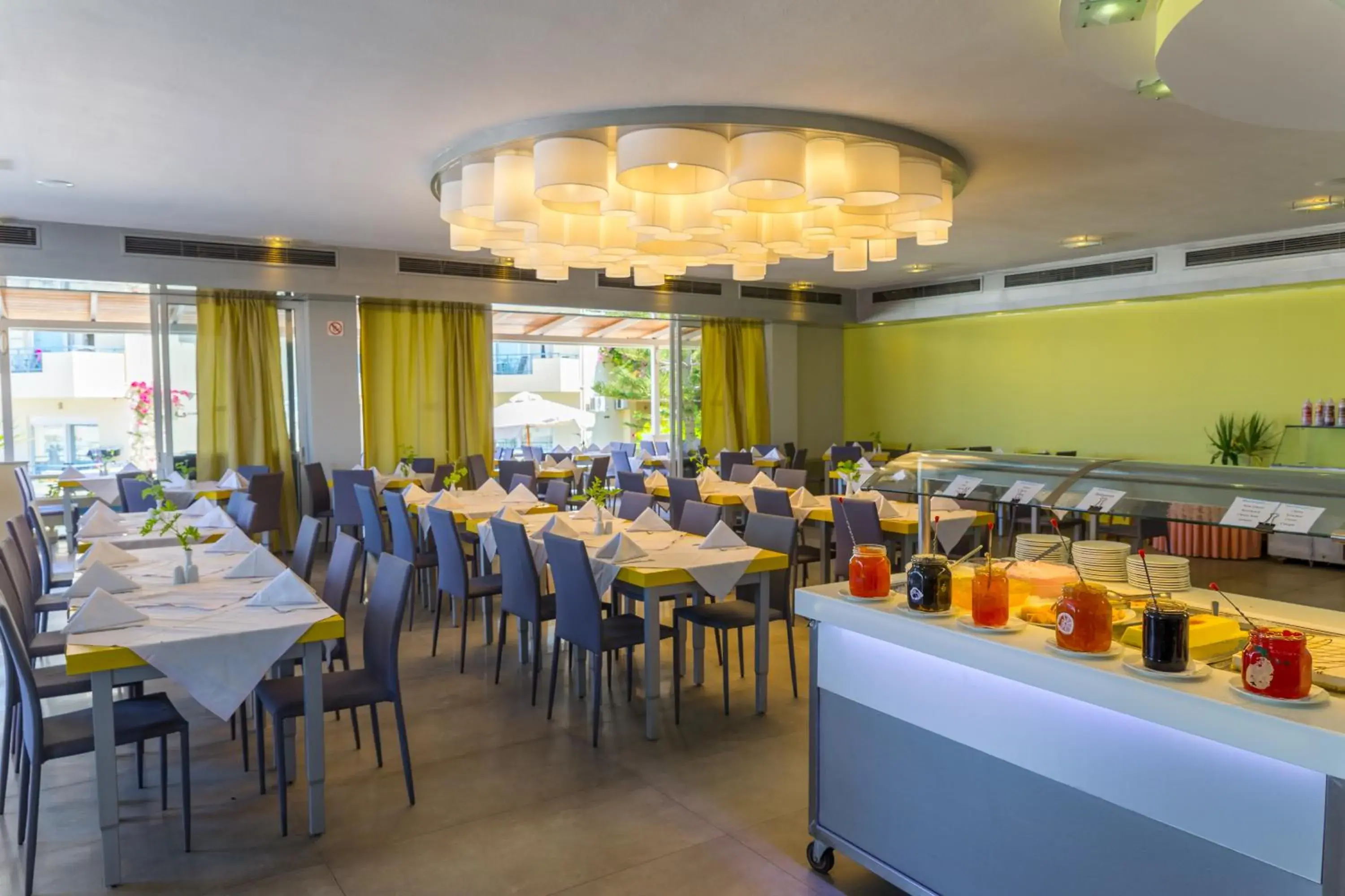 Restaurant/places to eat in Rethymno Mare & Water Park Restaurant/places to eat in Rethymno Mare & Water Park