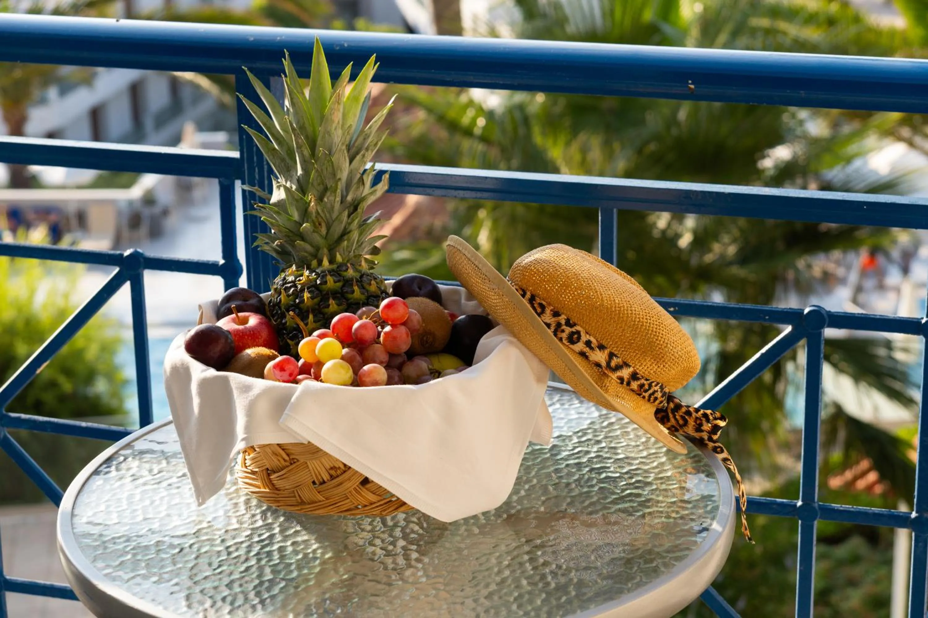 Food and drinks in Rethymno Mare & Water Park