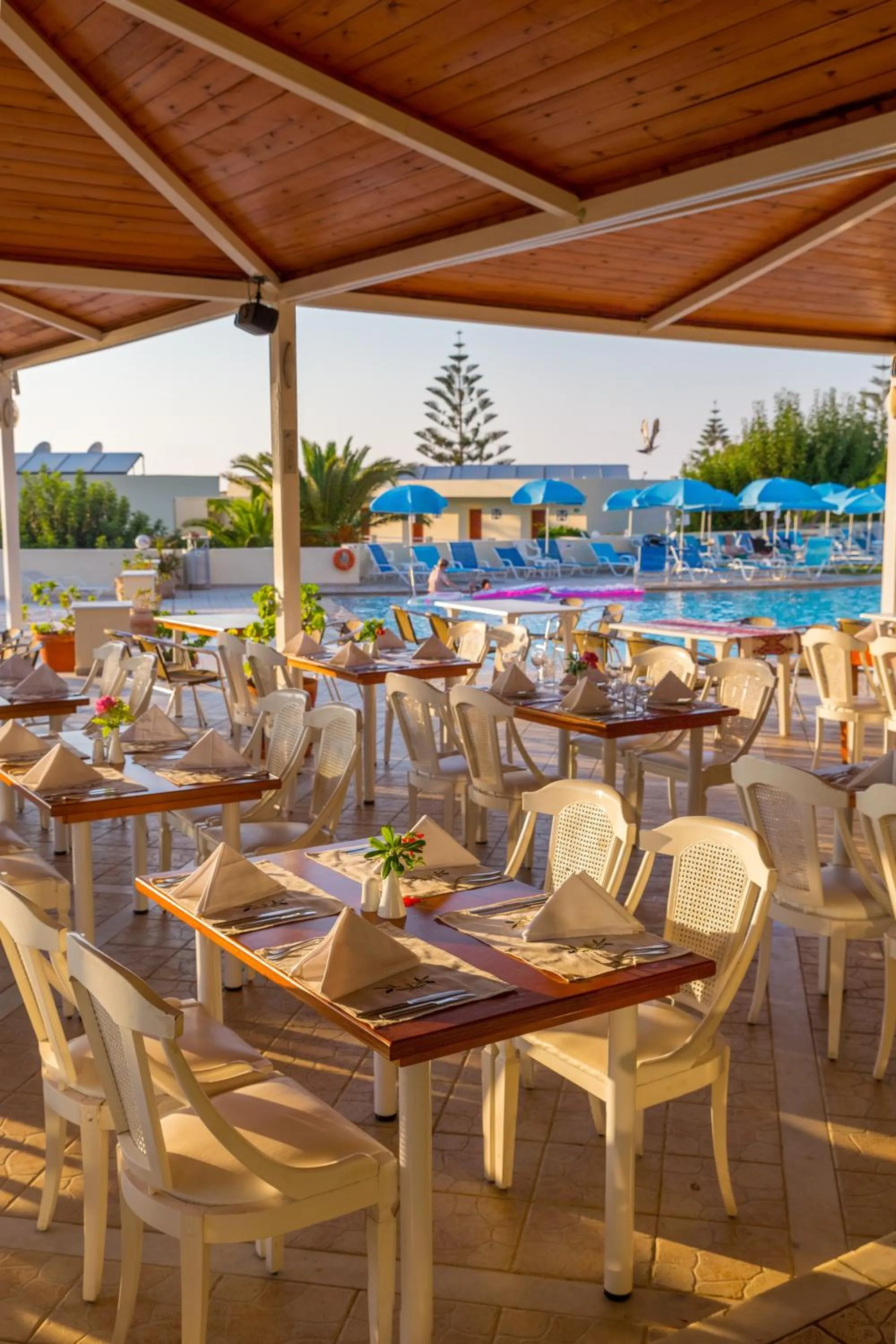 Restaurant/places to eat in Rethymno Mare & Water Park