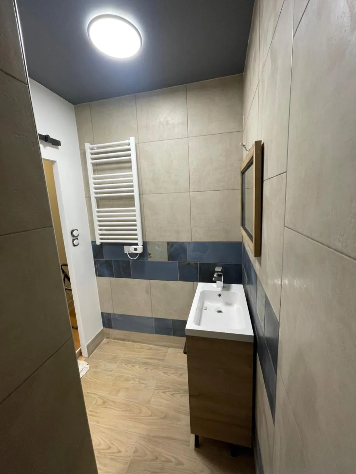 Bathroom in Hôtel Le Bayeux