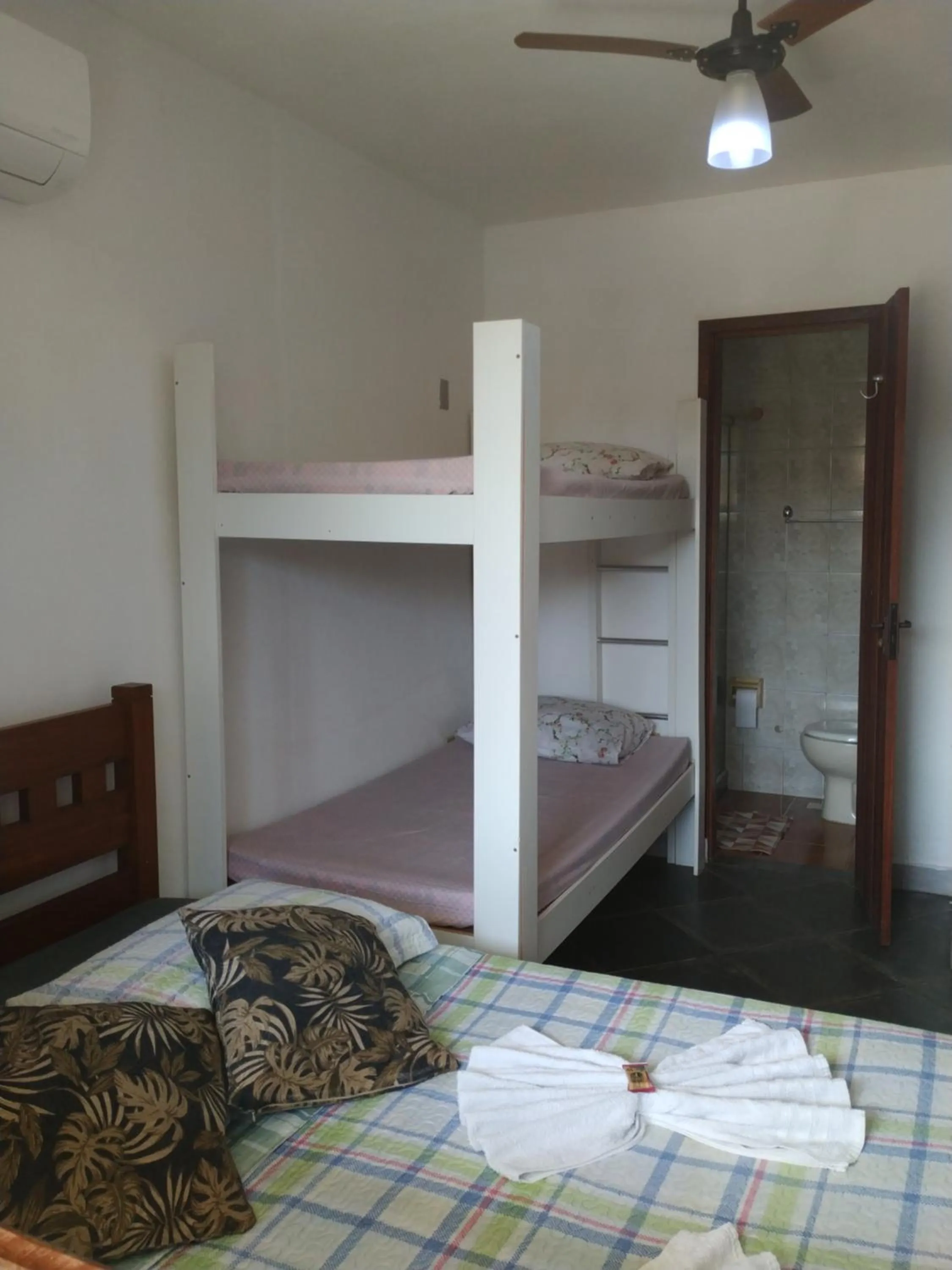 Bed in HTL PERSONALIZADA BUZIOS