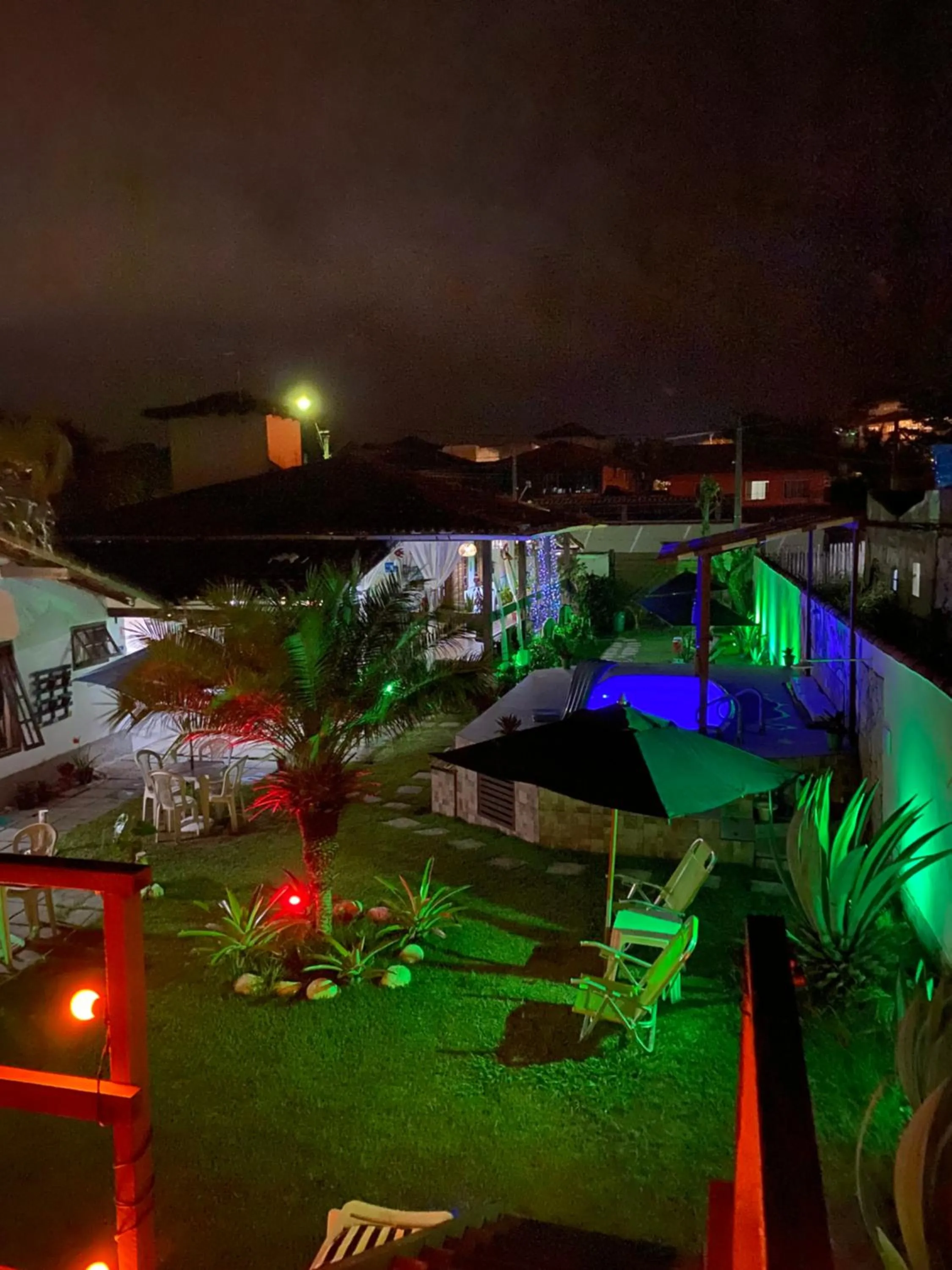 Pool view in HTL PERSONALIZADA BUZIOS