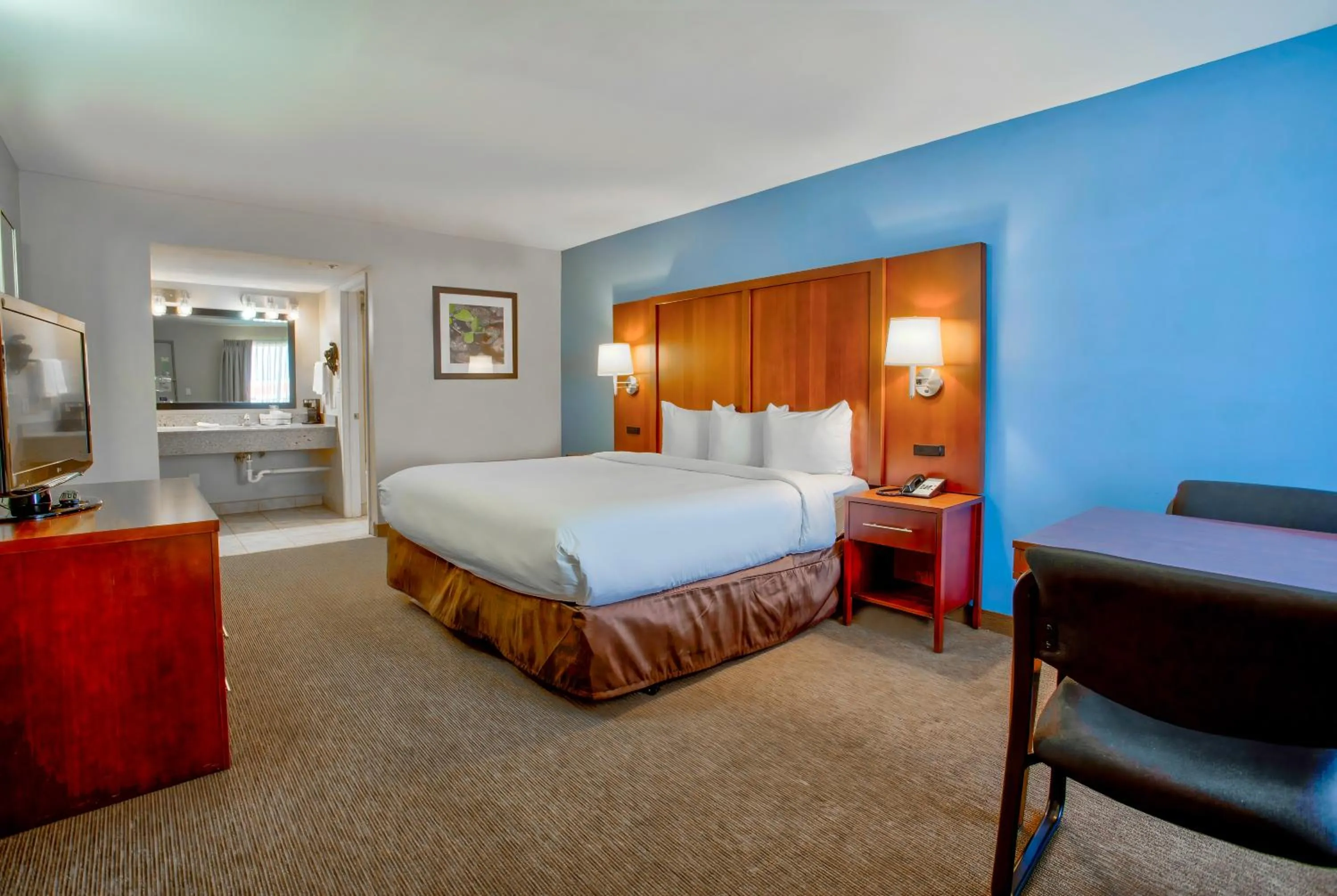 Bedroom in Studio 6 Suites Willcox AZ