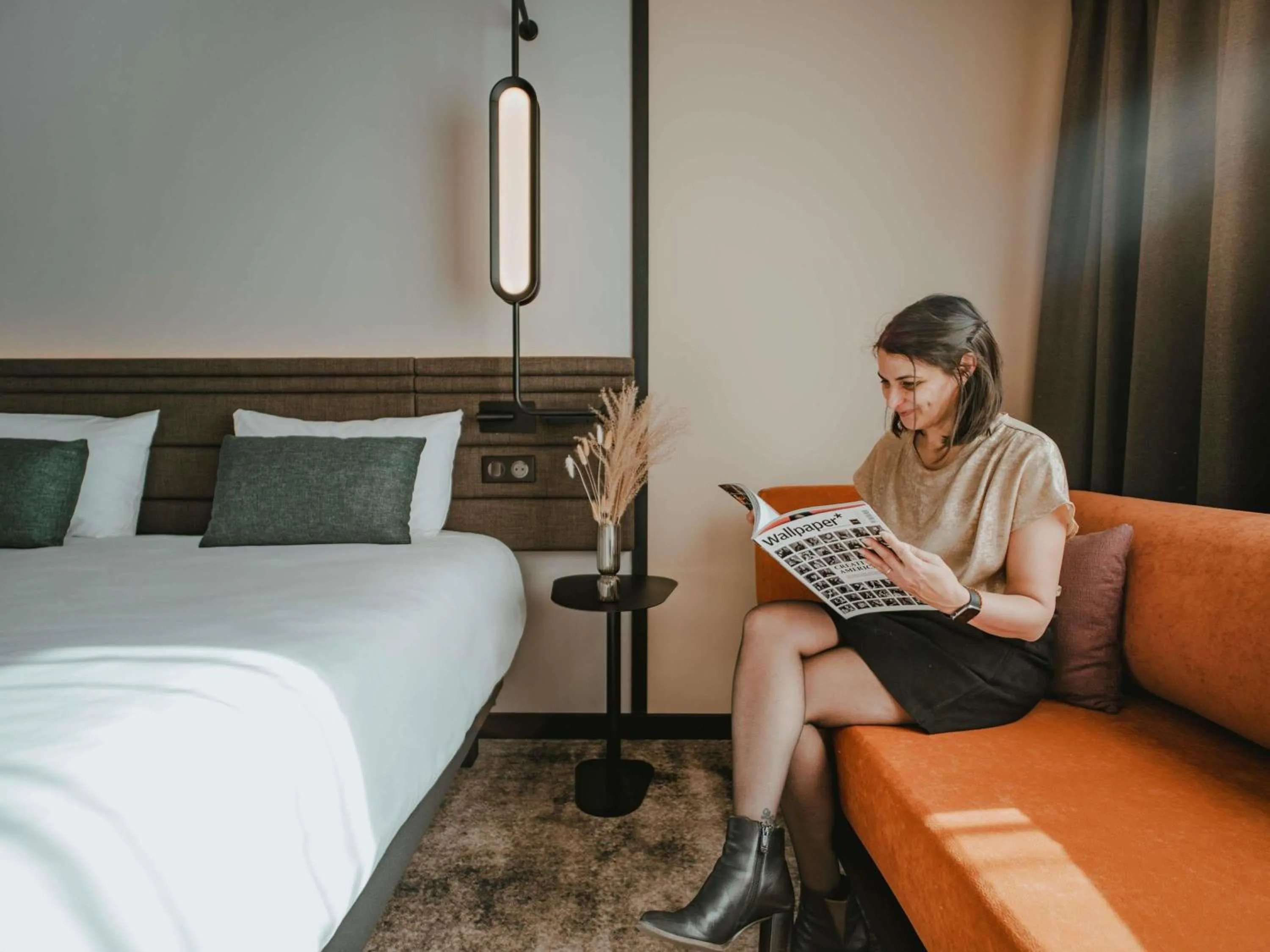 Bedroom, Bed in Novotel Lens Noyelles
