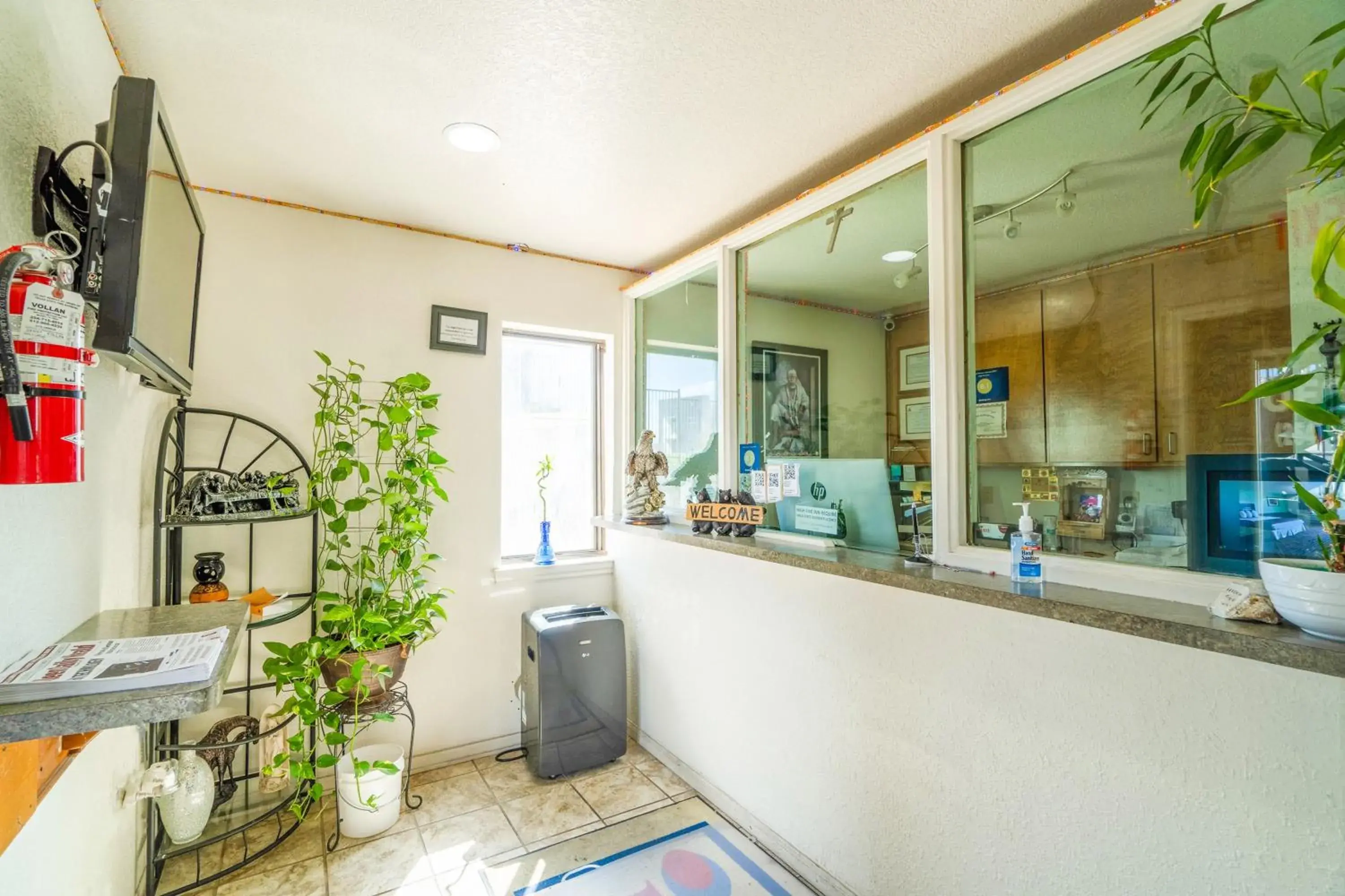 Lobby or reception in High Five Inn By OYO Killeen Lobby or reception in High Five Inn By OYO Killeen