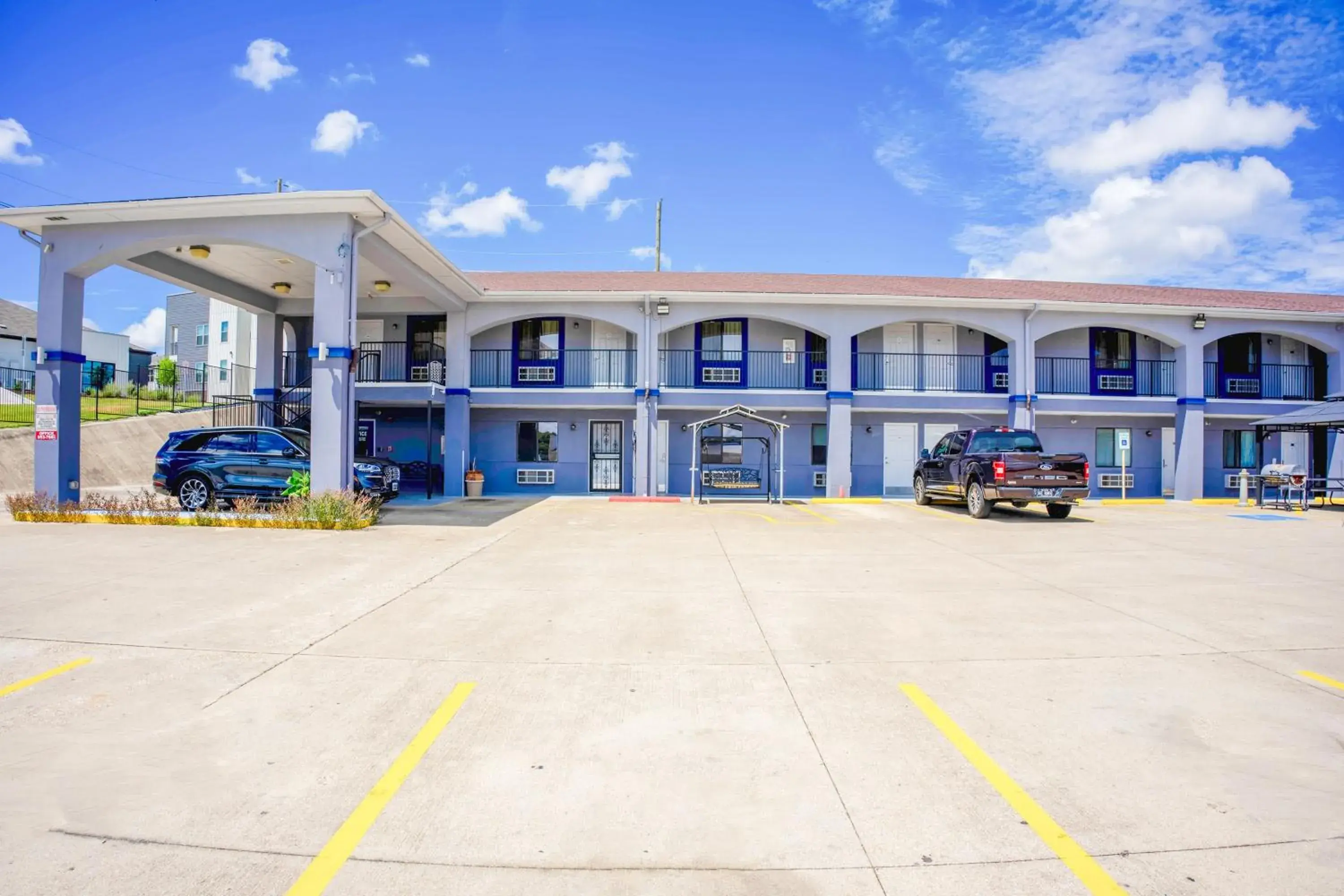 Facade/entrance in High Five Inn By OYO Killeen Facade/entrance in High Five Inn By OYO Killeen