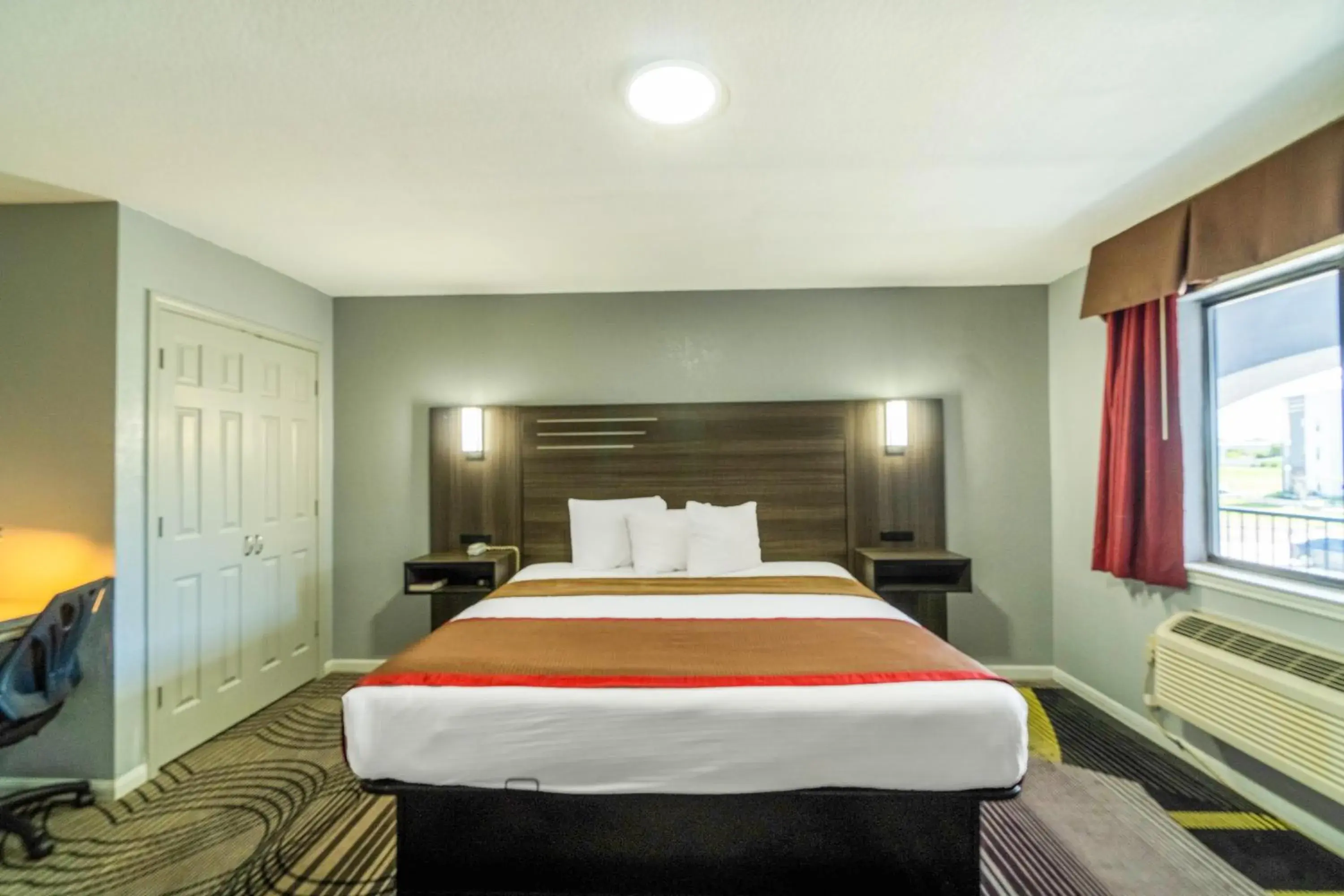 Bedroom, Bed in High Five Inn By OYO Killeen Bedroom, Bed in High Five Inn By OYO Killeen