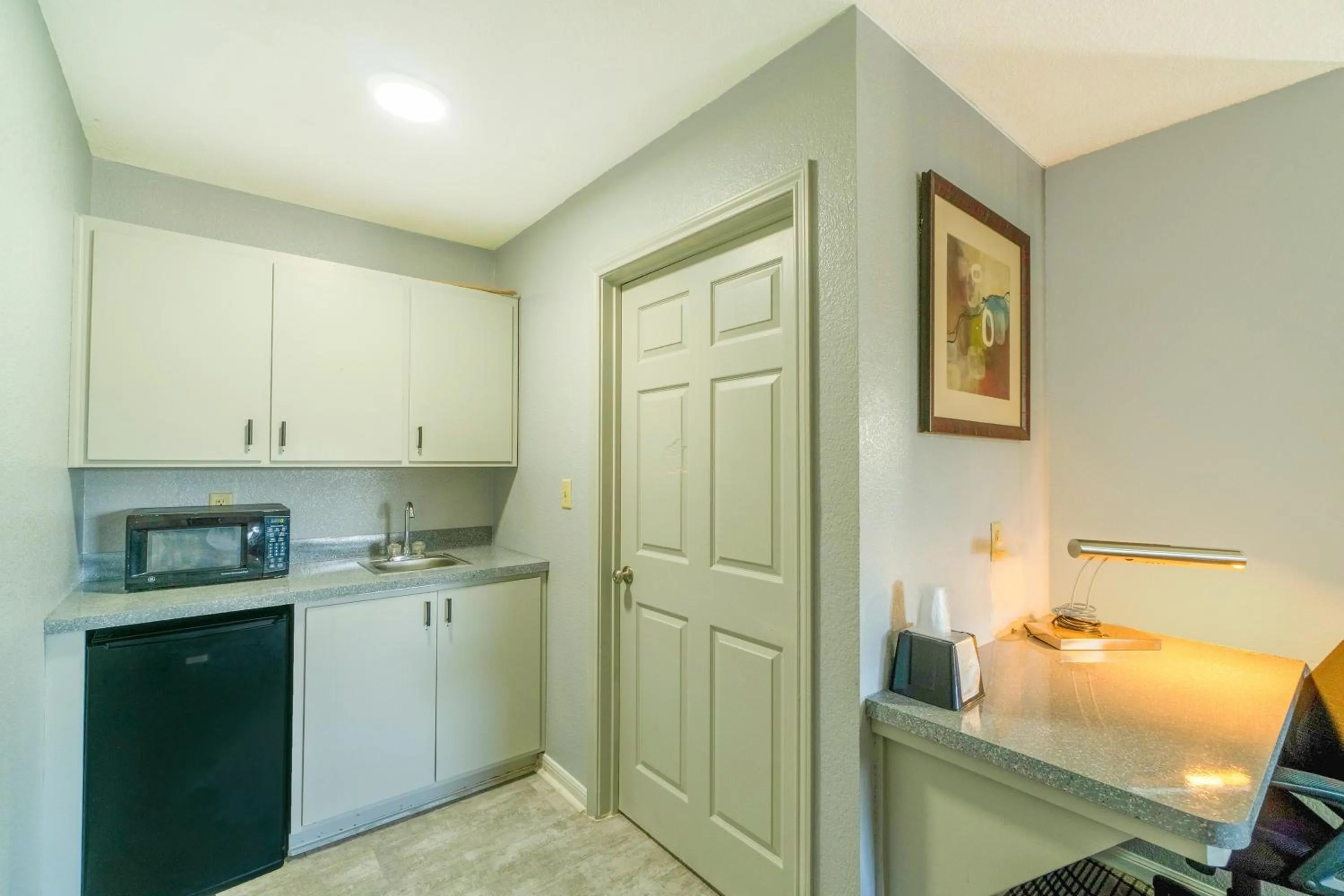 Bedroom in High Five Inn By OYO Killeen