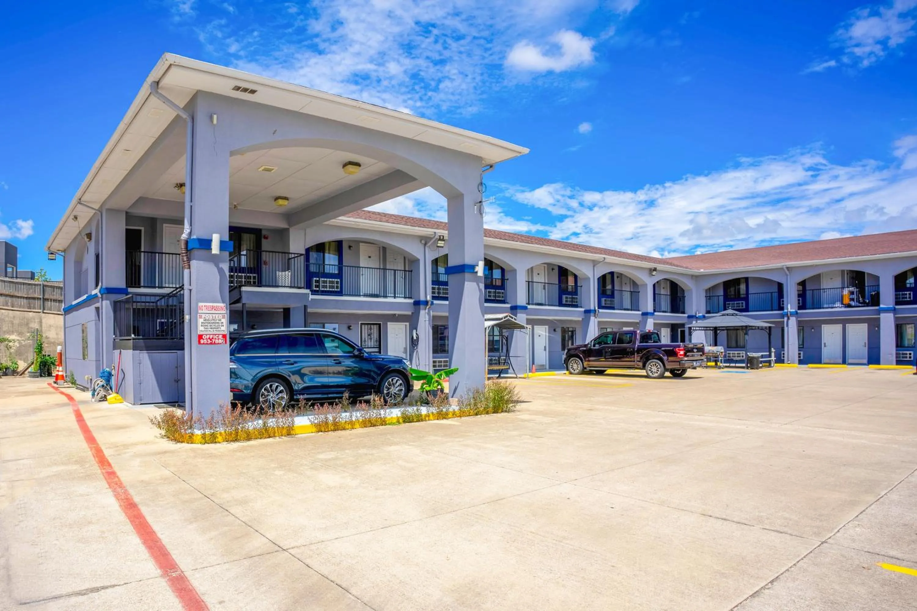 Facade/entrance in High Five Inn By OYO Killeen