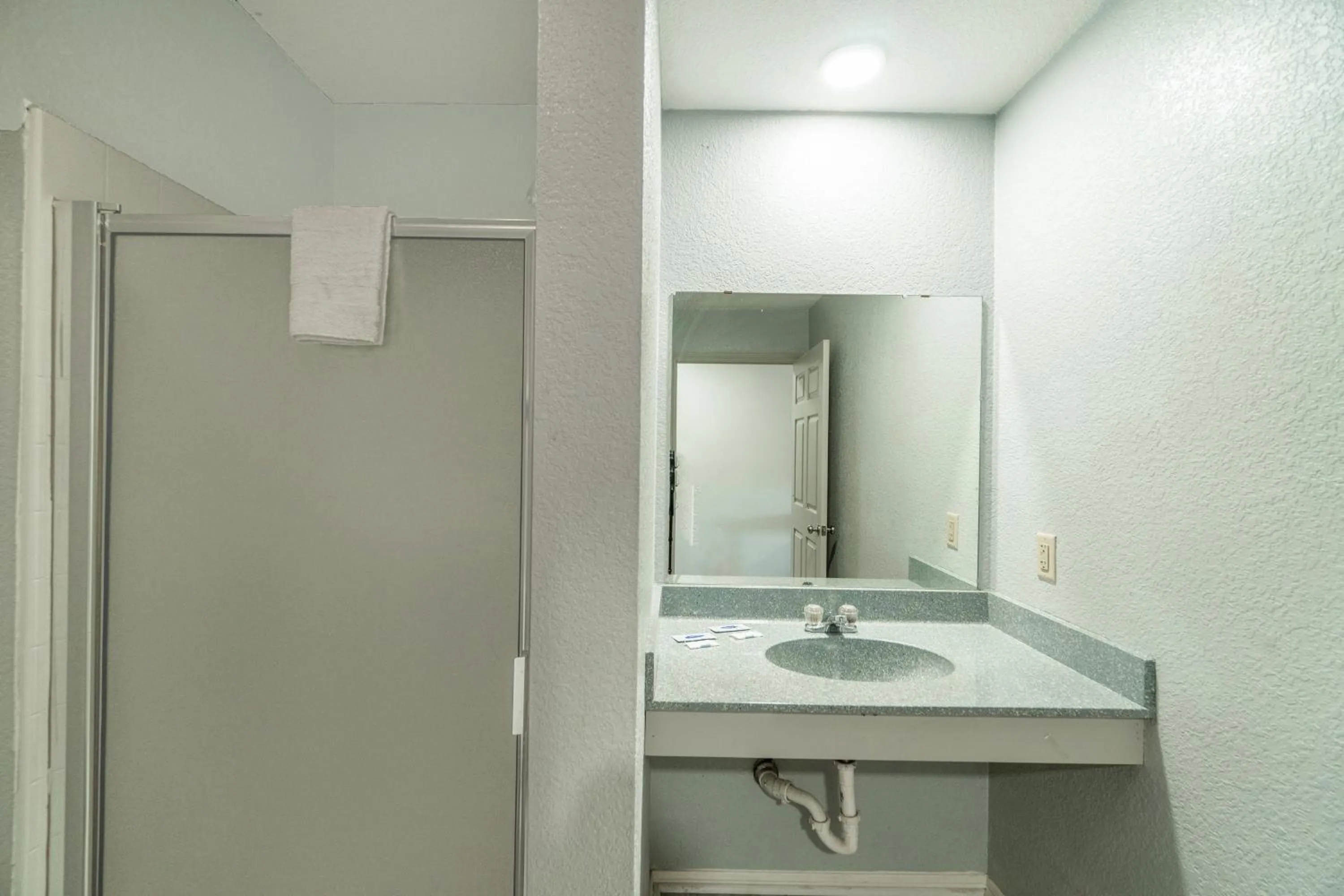 Bathroom in High Five Inn By OYO Killeen