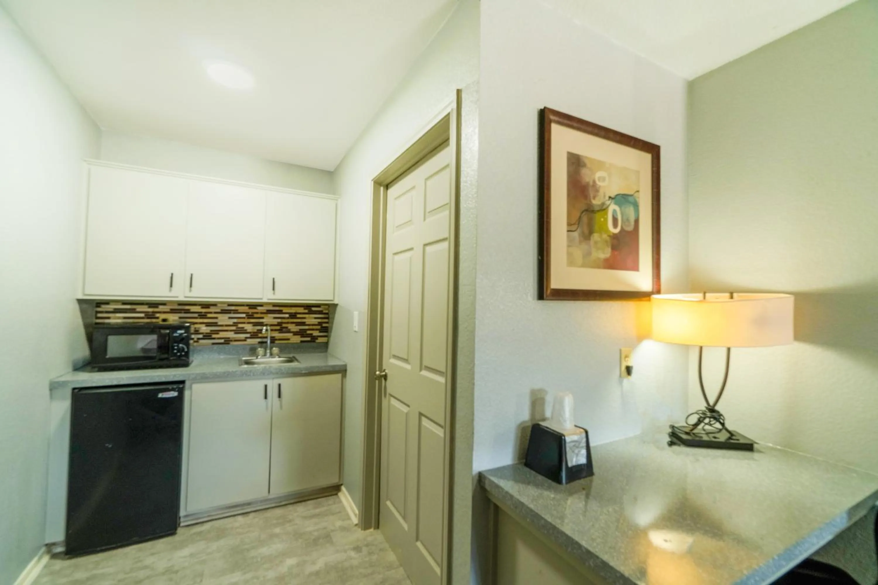 Bedroom in High Five Inn By OYO Killeen