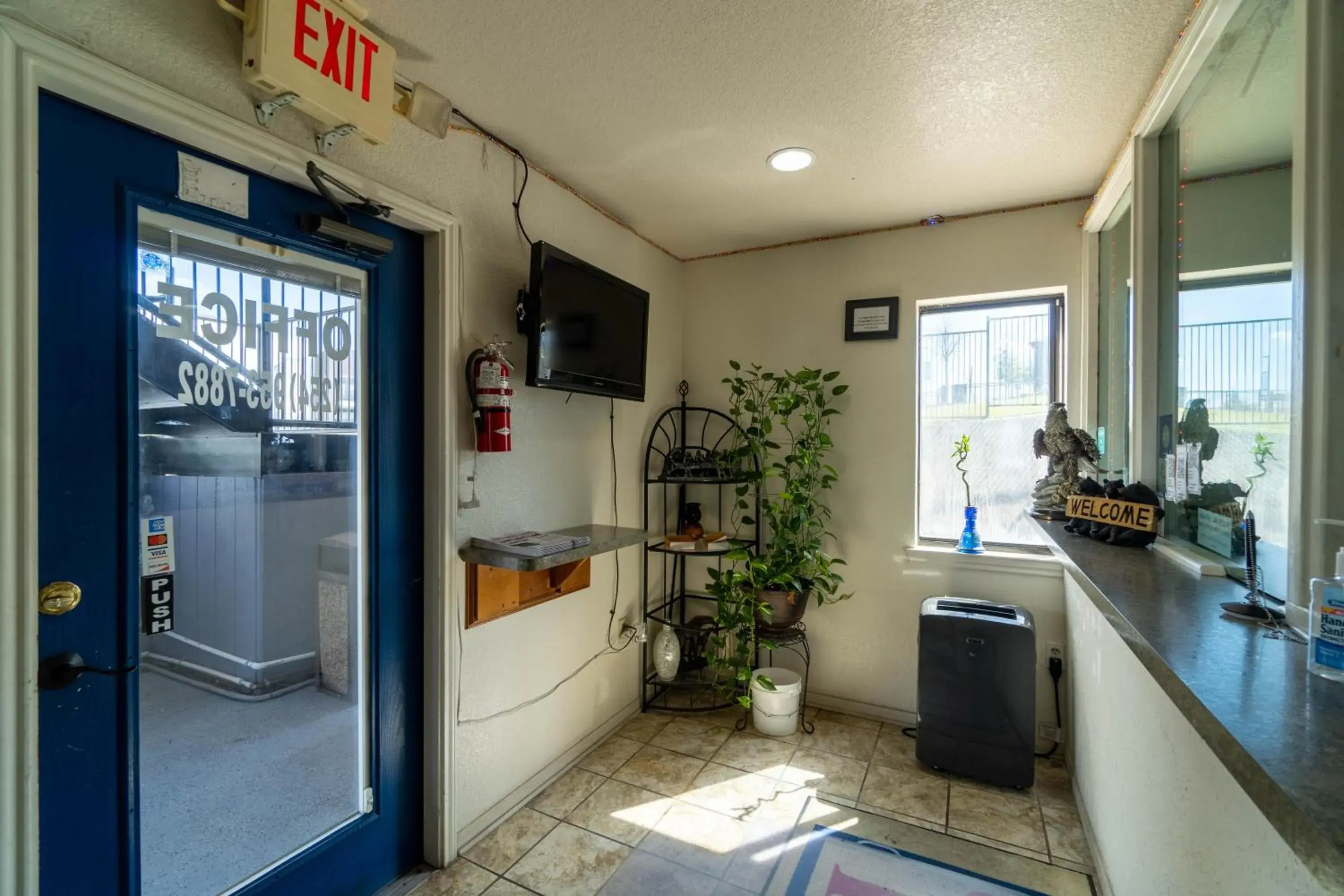 Lobby or reception in High Five Inn By OYO Killeen Lobby or reception in High Five Inn By OYO Killeen