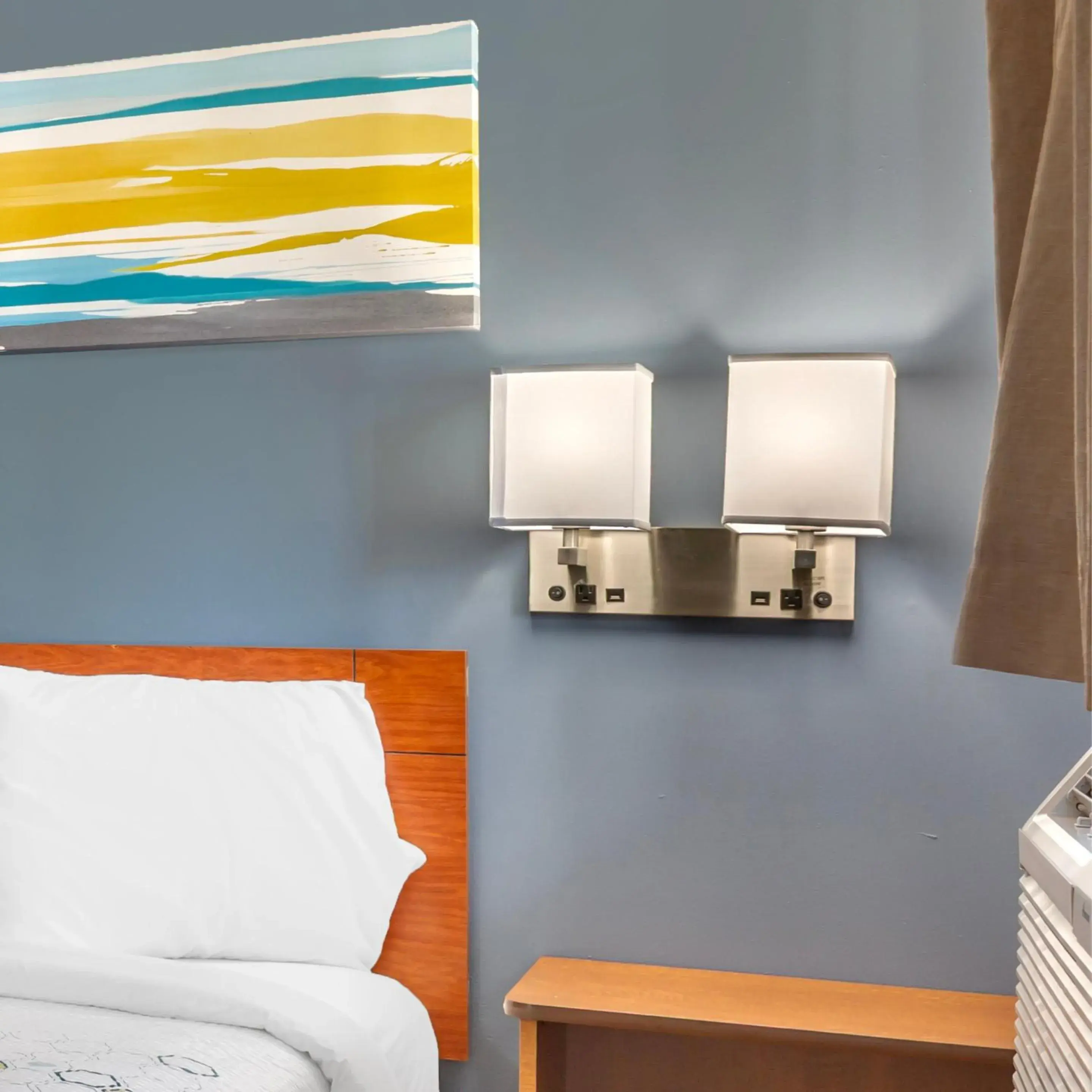 Photo of the whole room, Bed in HomeTowne Studios by Red Roof Louisville Photo of the whole room, Bed in HomeTowne Studios by Red Roof Louisville