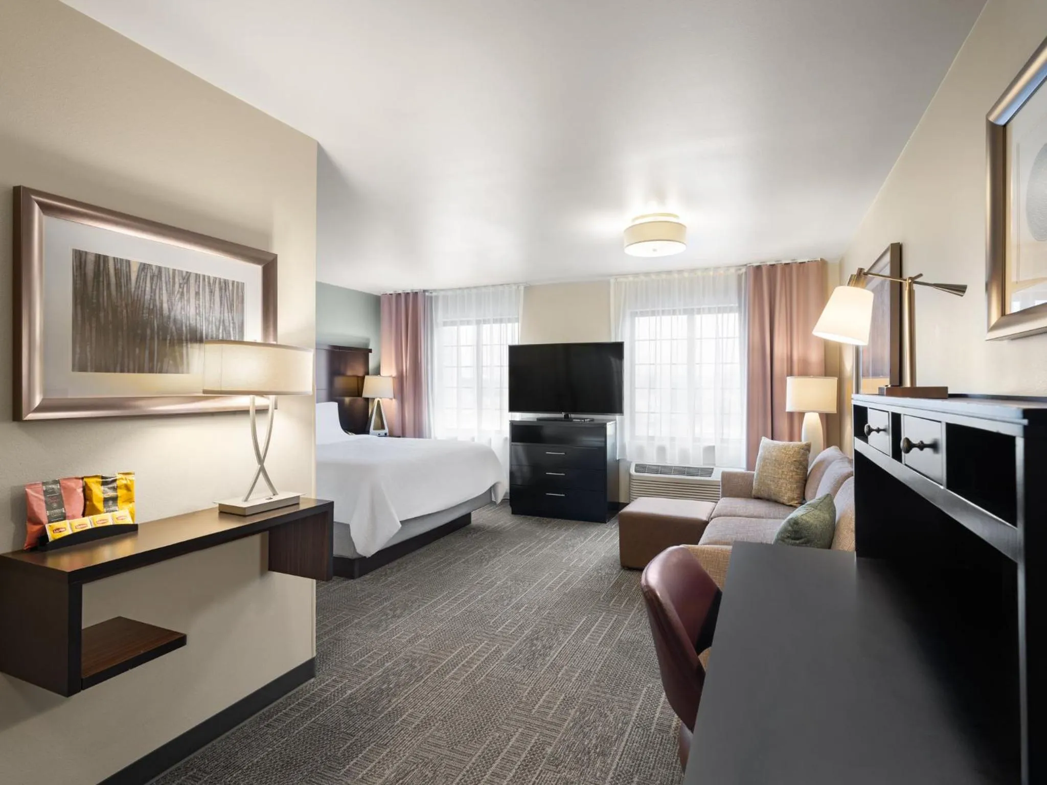 Photo of the whole room, Bed in Staybridge Suites Midvale by IHG