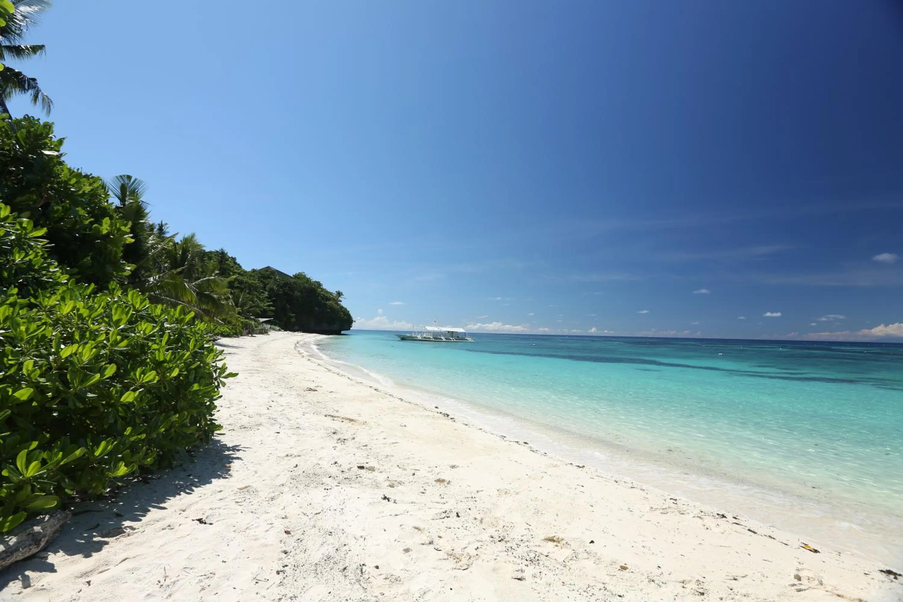 Natural landscape in Amun Ini Beach Resort & Spa