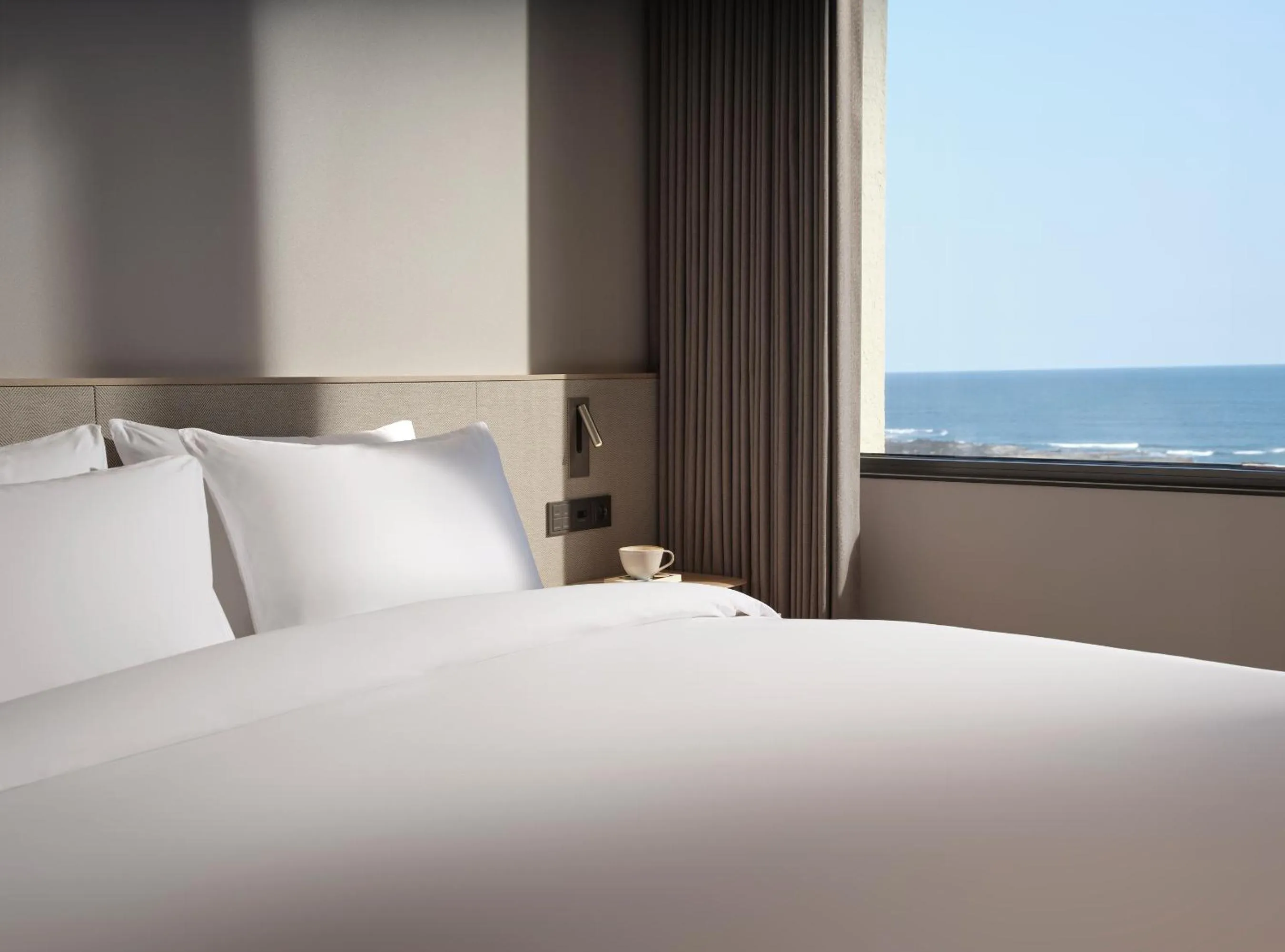 Bedroom, Bed in Haevichi Hotel & Resort Jeju