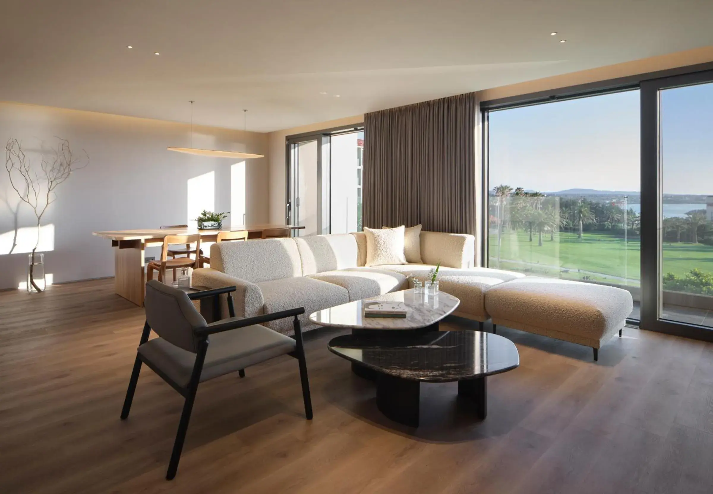 Living room in Haevichi Hotel & Resort Jeju Living room in Haevichi Hotel & Resort Jeju